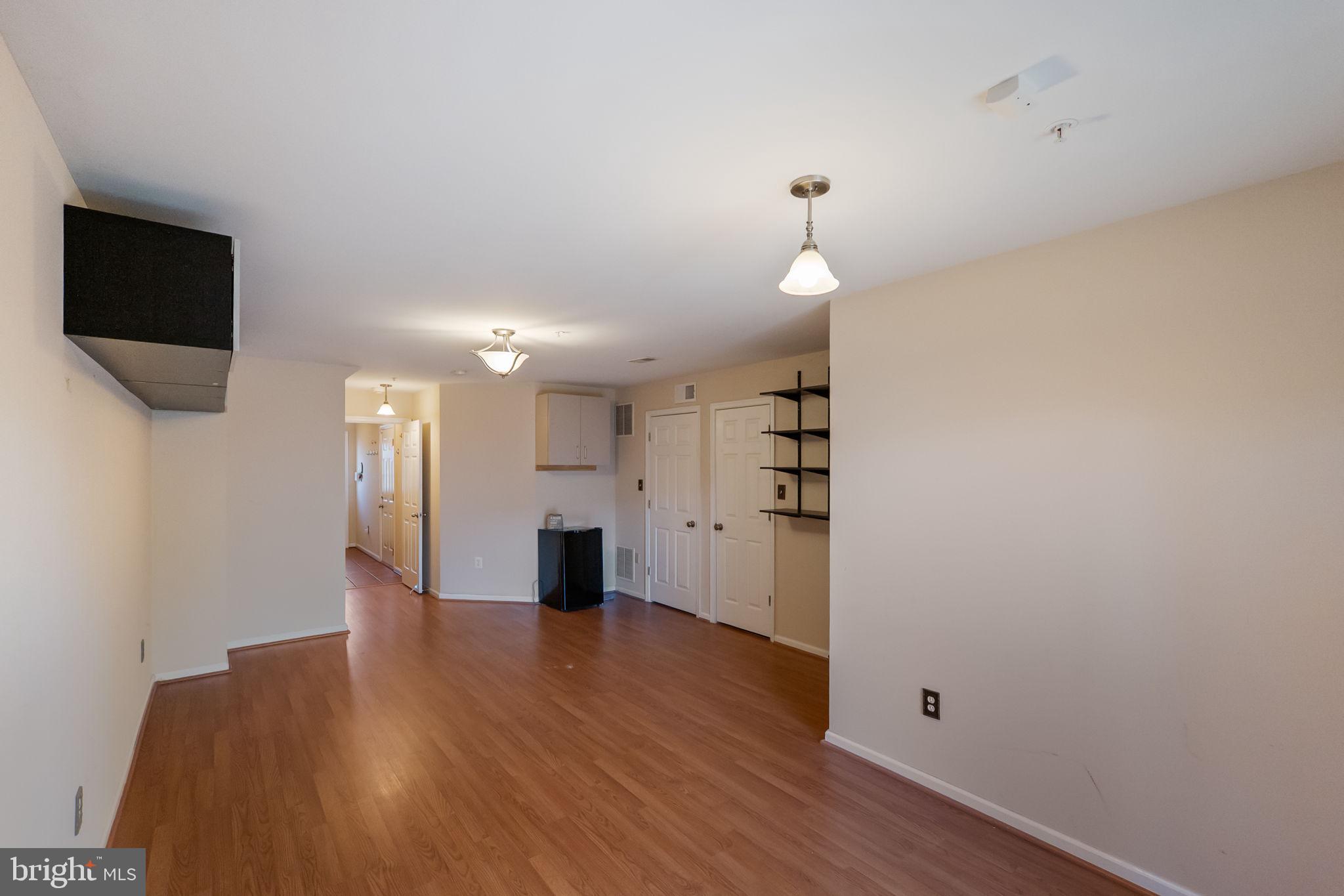 2404 HUNTWOOD COURT