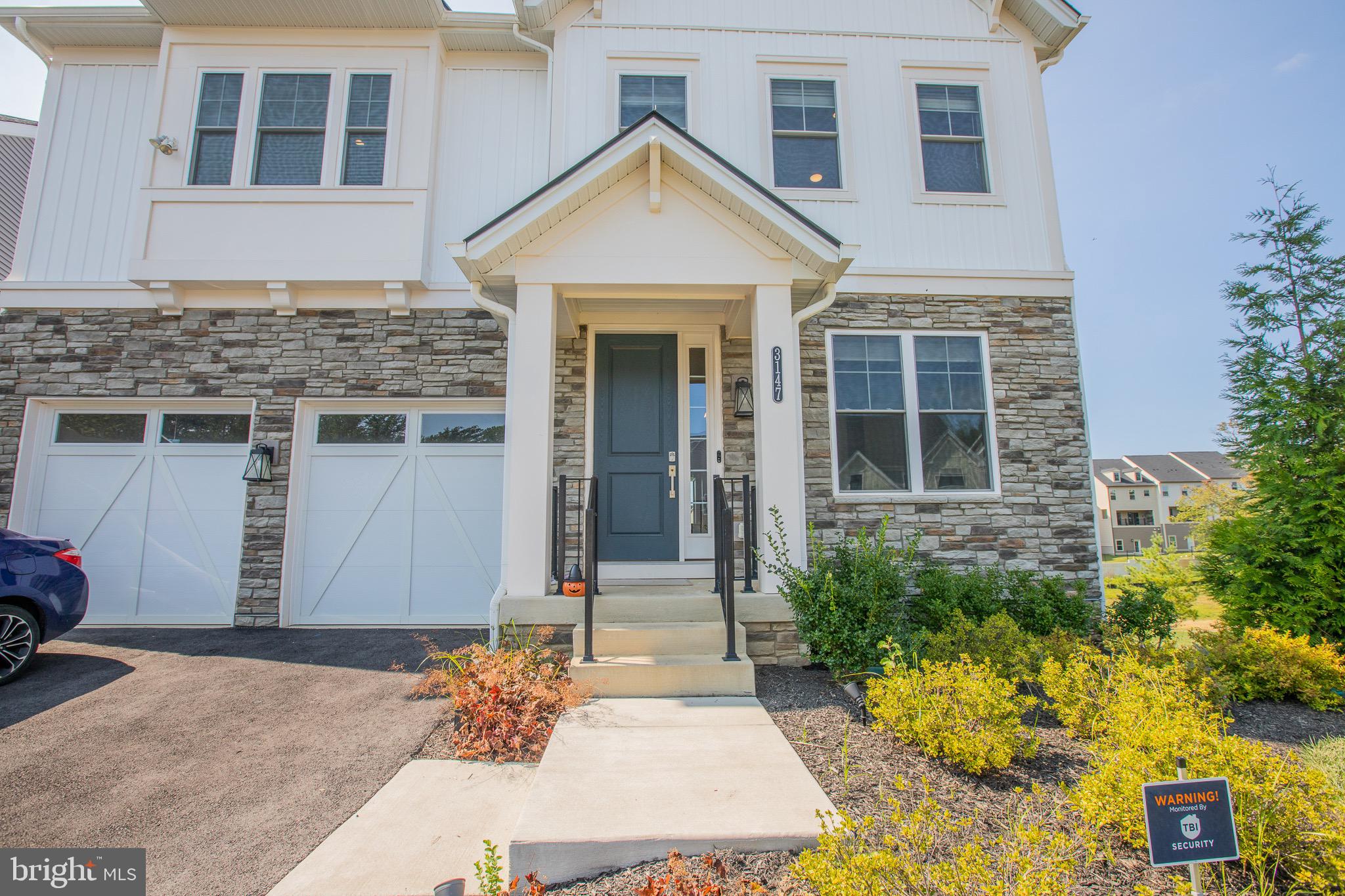 3147 CAVALIER WOOD ROAD