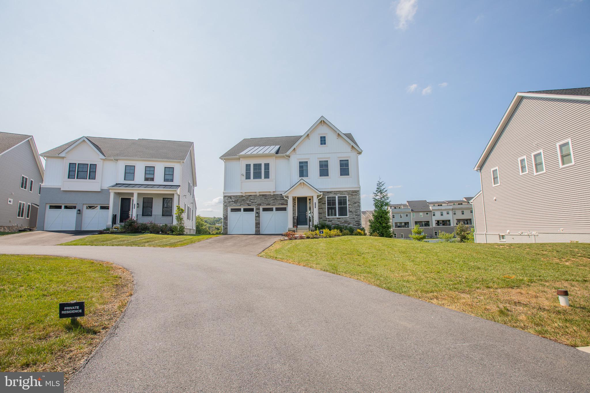 3147 CAVALIER WOOD ROAD