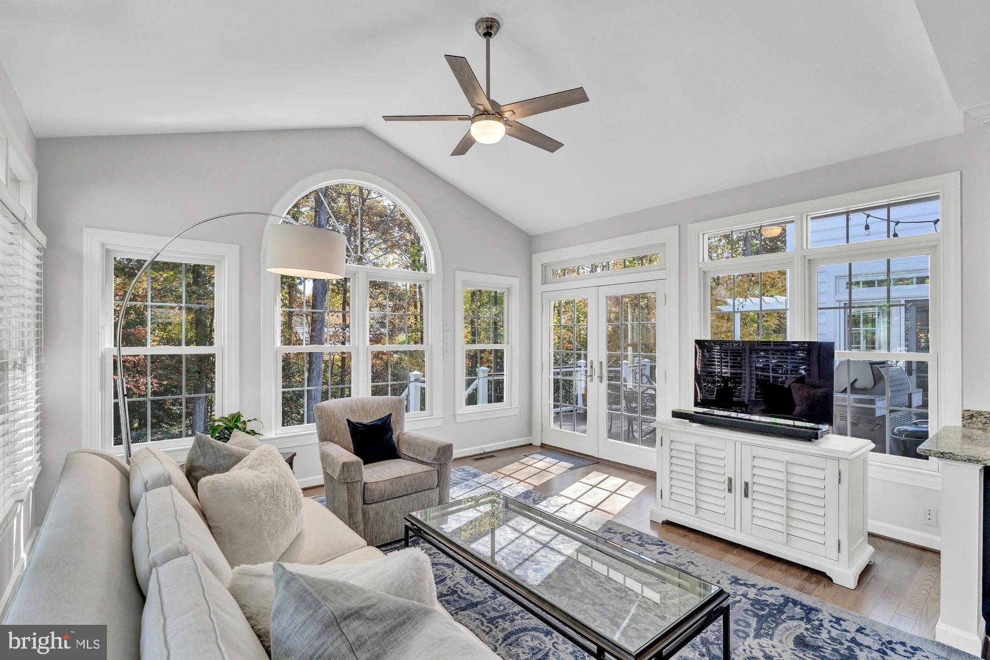 MANORS AT WOLF TRAP - Residential