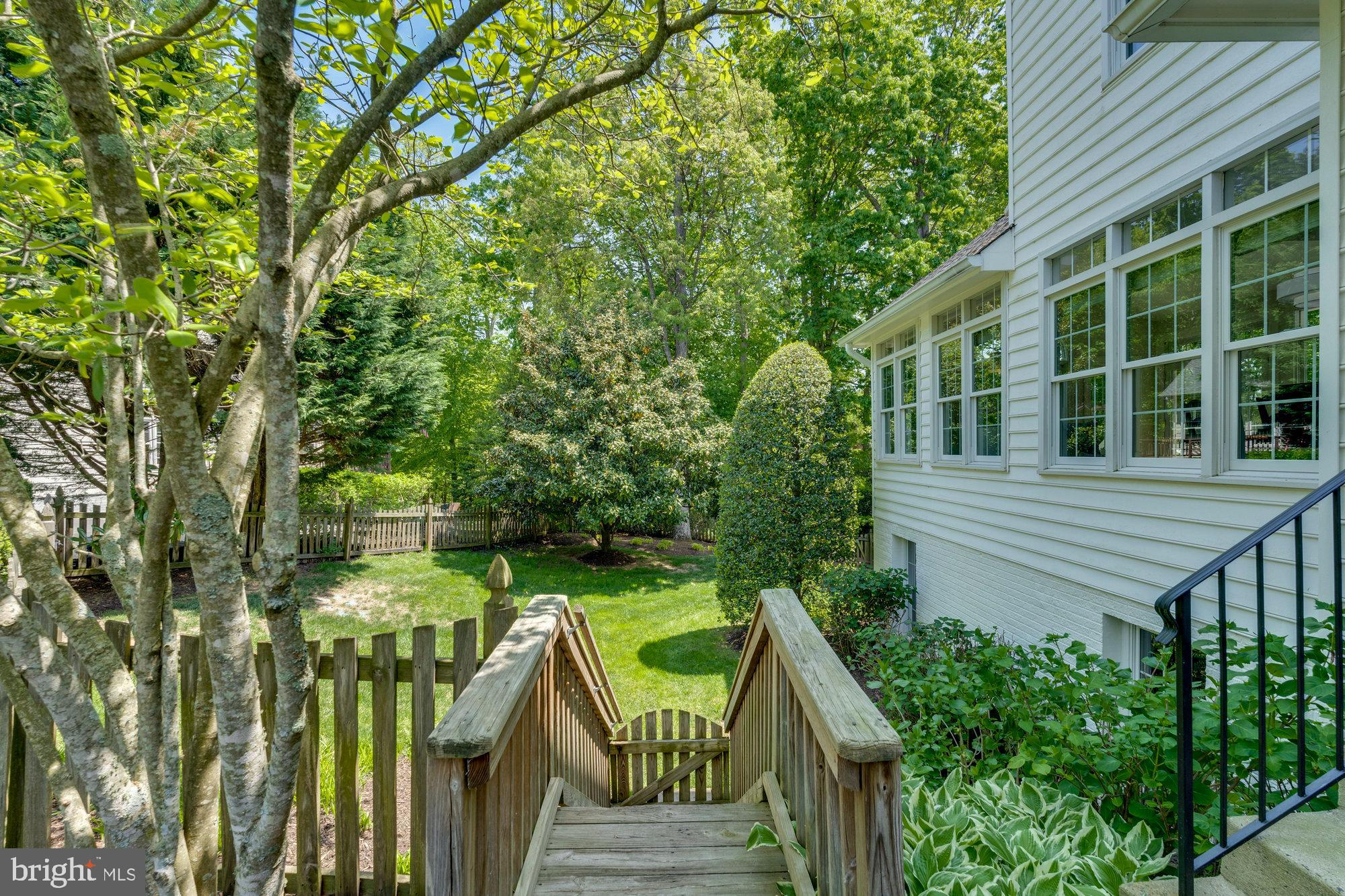 MANORS AT WOLF TRAP - Residential