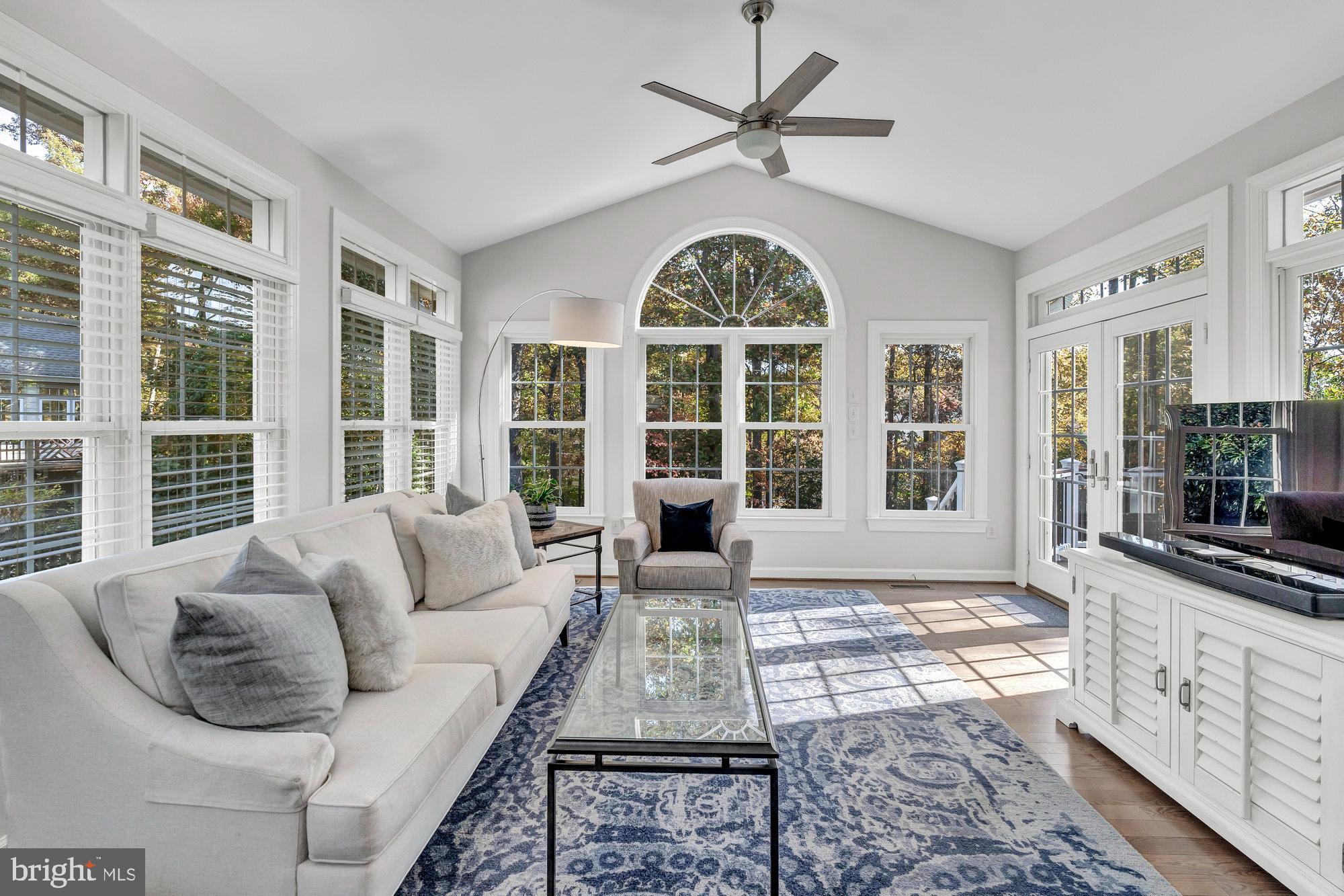 MANORS AT WOLF TRAP - Residential