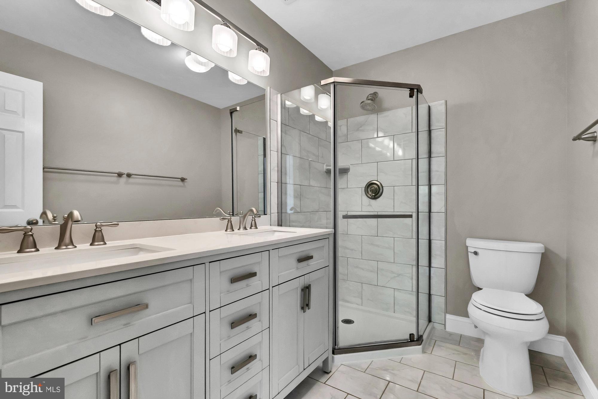 MANORS AT WOLF TRAP - Residential