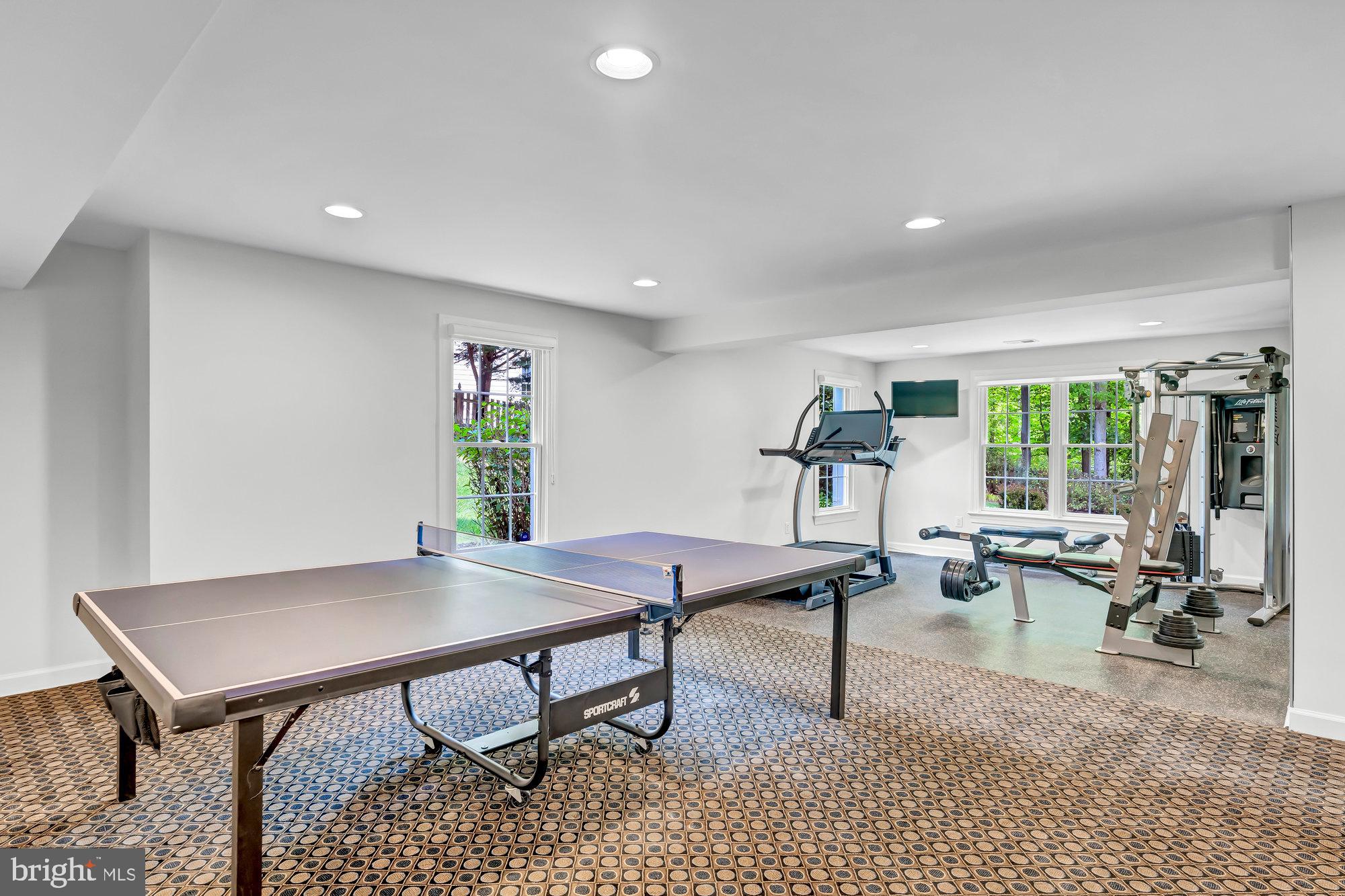 MANORS AT WOLF TRAP - Residential