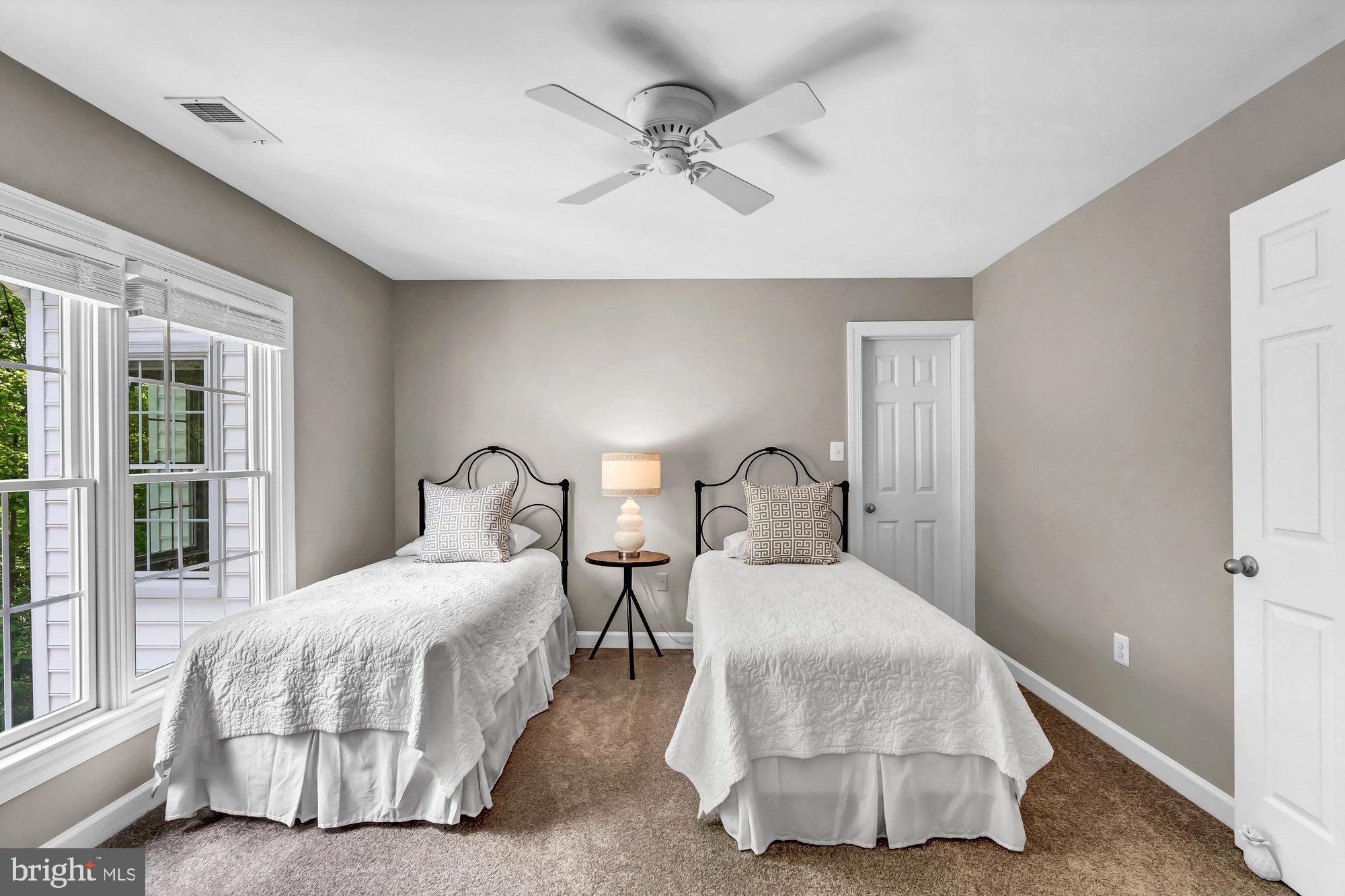 MANORS AT WOLF TRAP - Residential