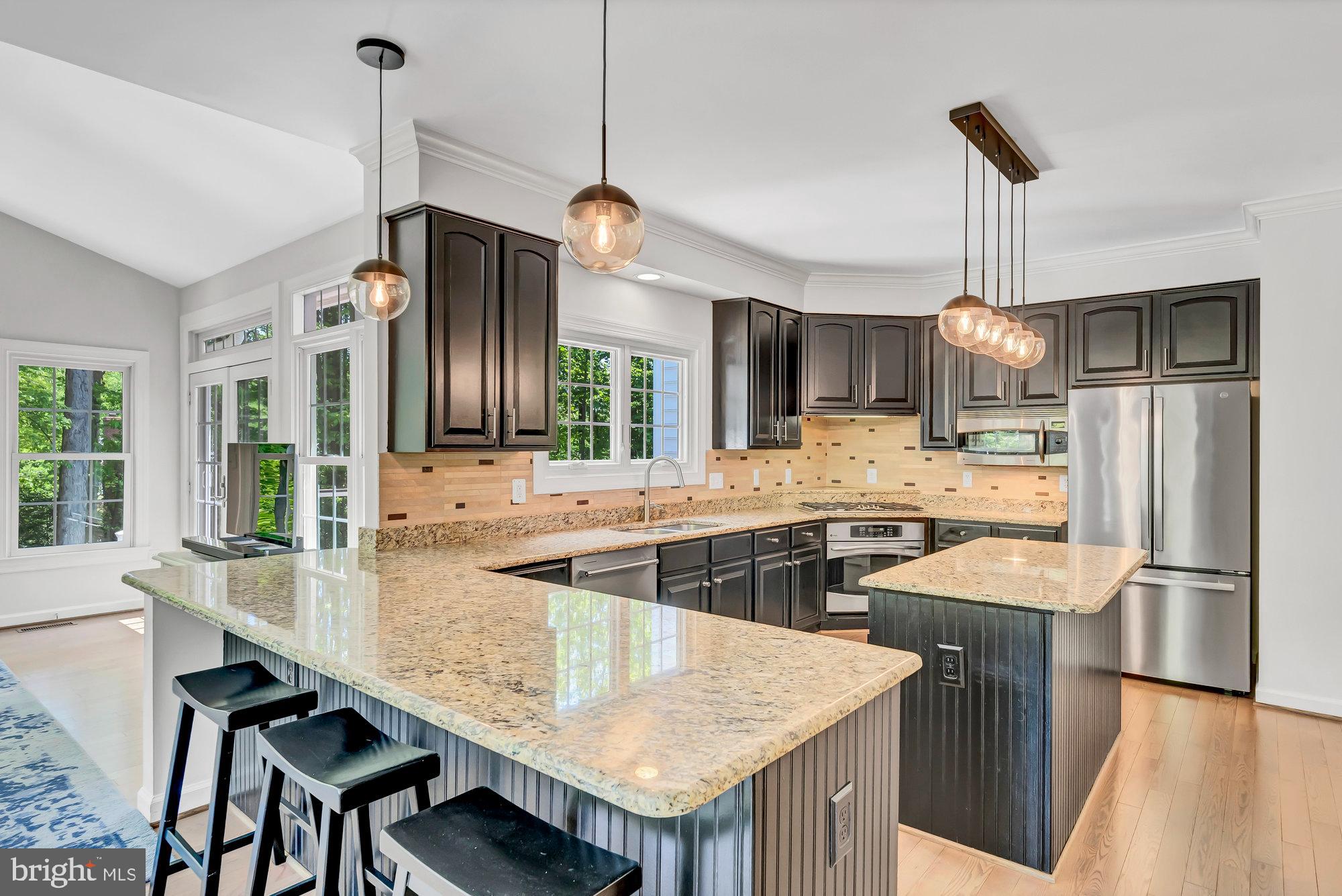 MANORS AT WOLF TRAP - Residential