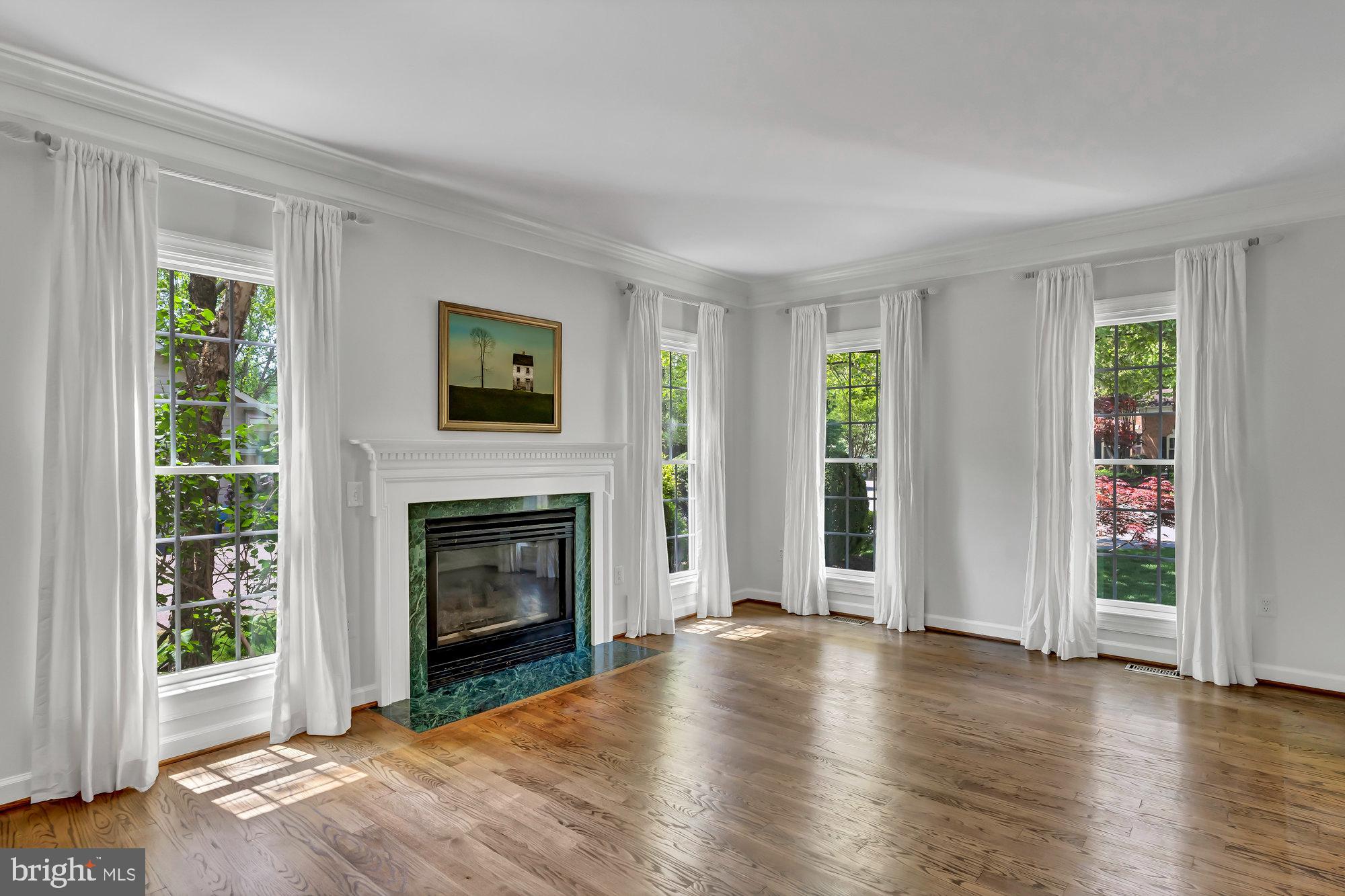 MANORS AT WOLF TRAP - Residential