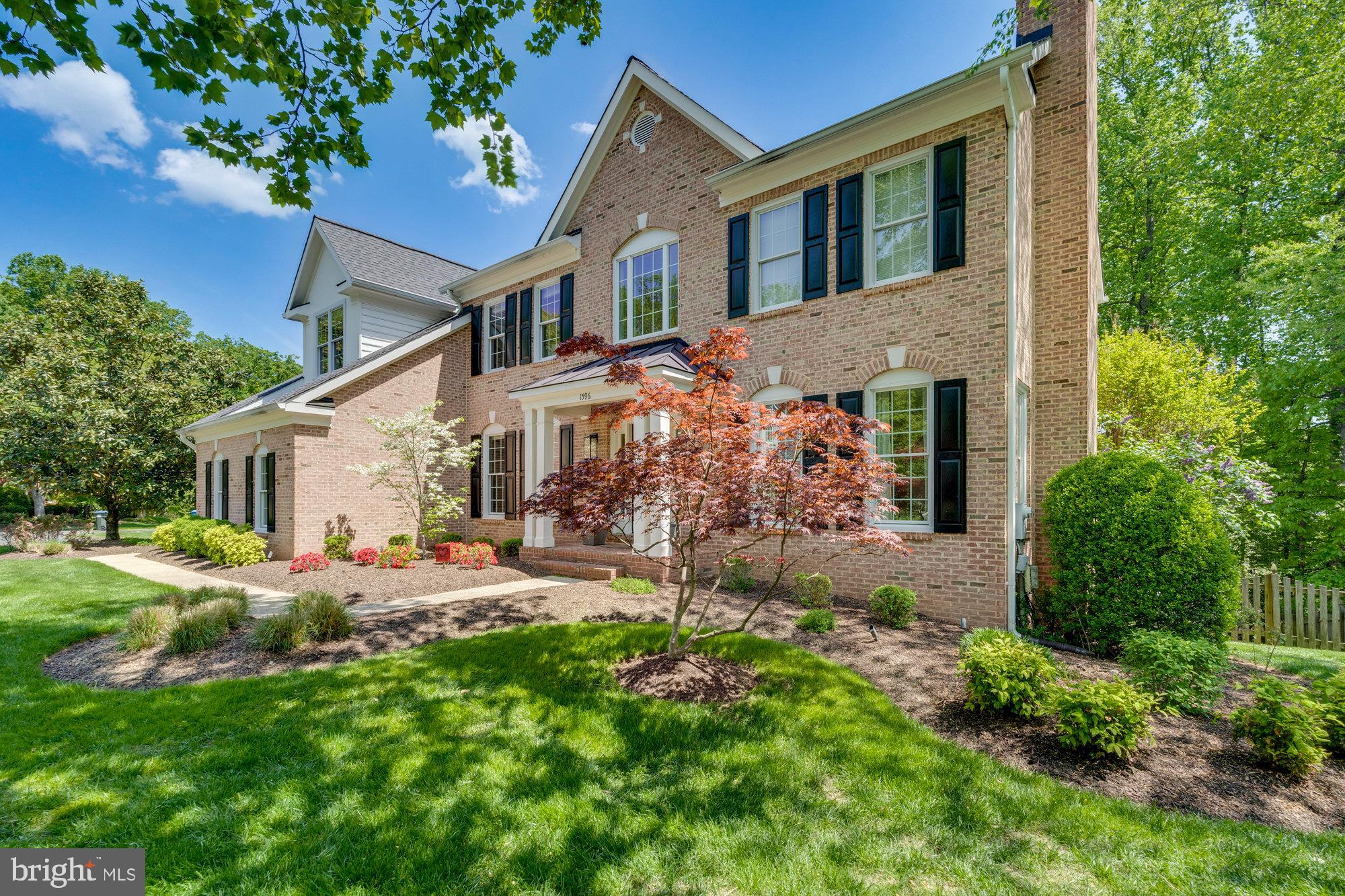 MANORS AT WOLF TRAP - Residential