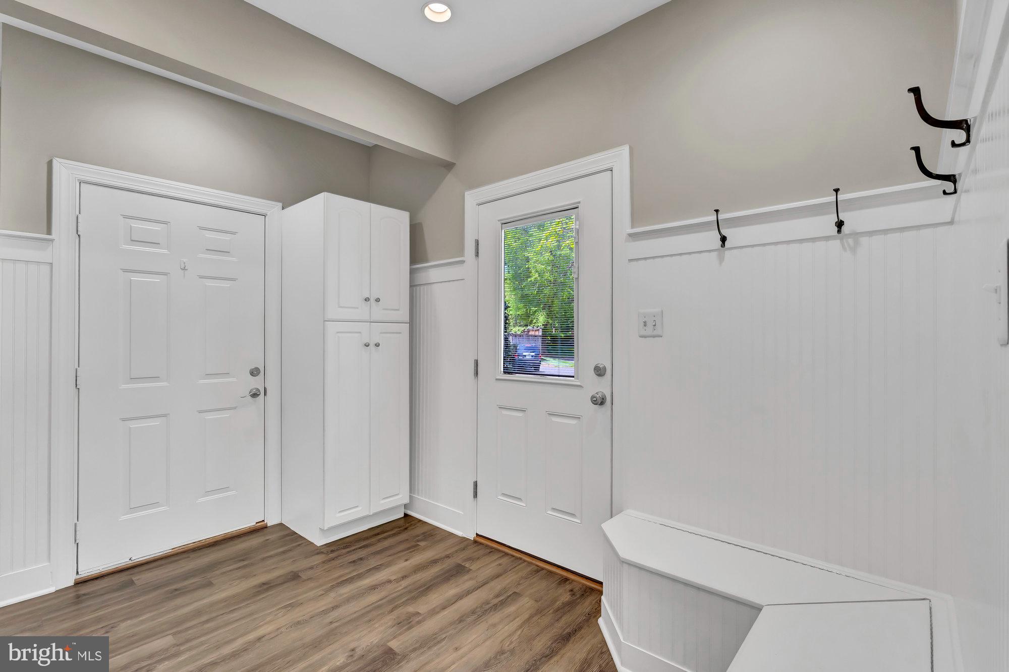 MANORS AT WOLF TRAP - Residential