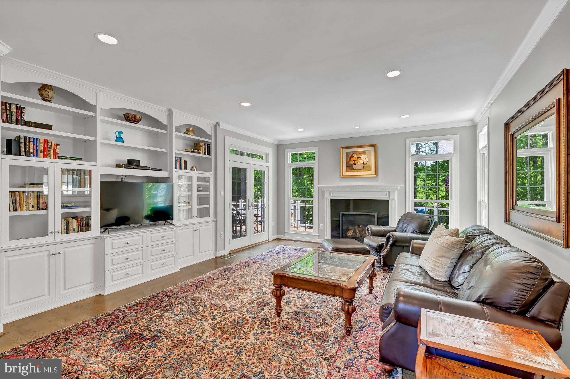 MANORS AT WOLF TRAP - Residential