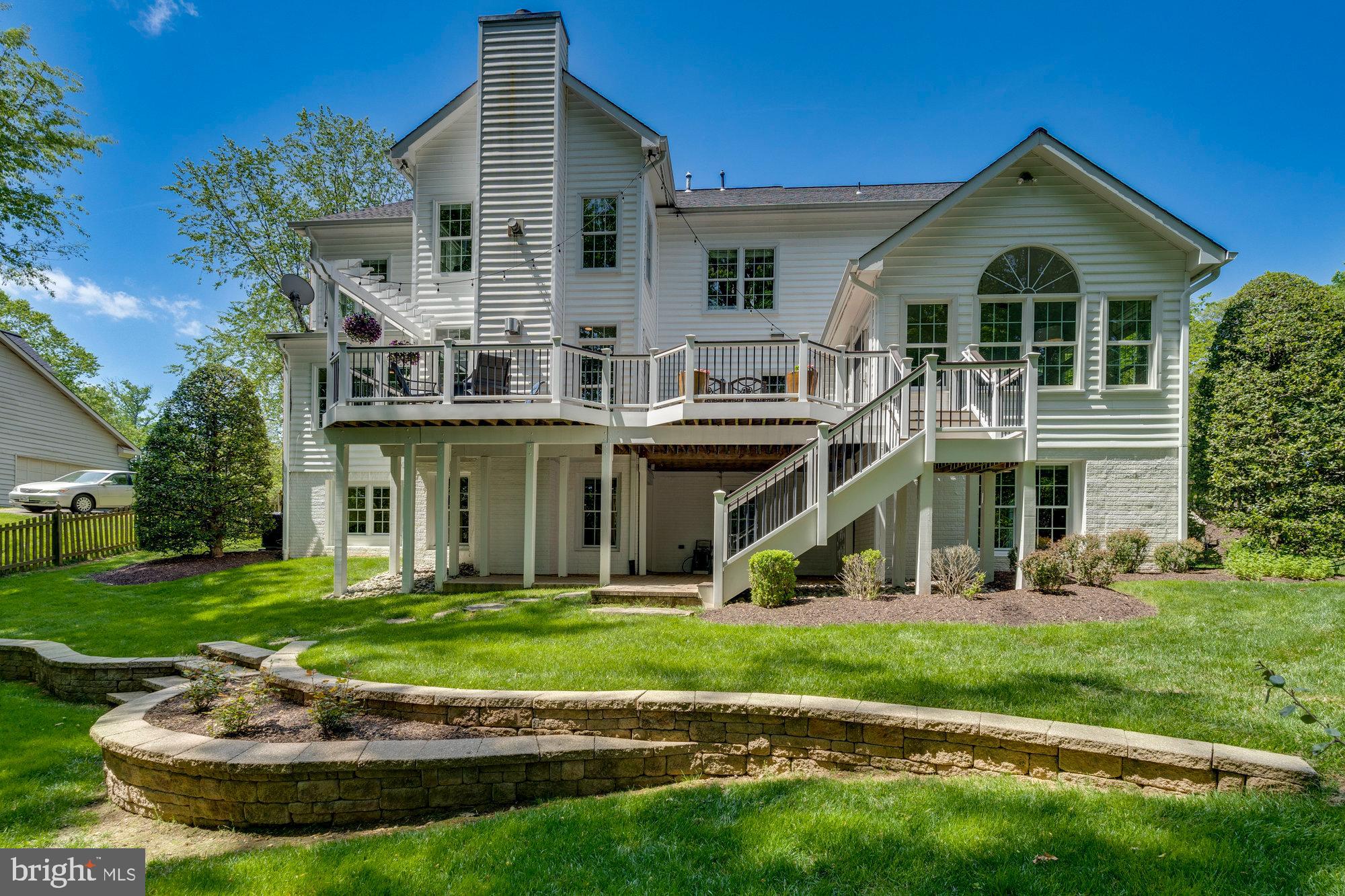 MANORS AT WOLF TRAP - Residential