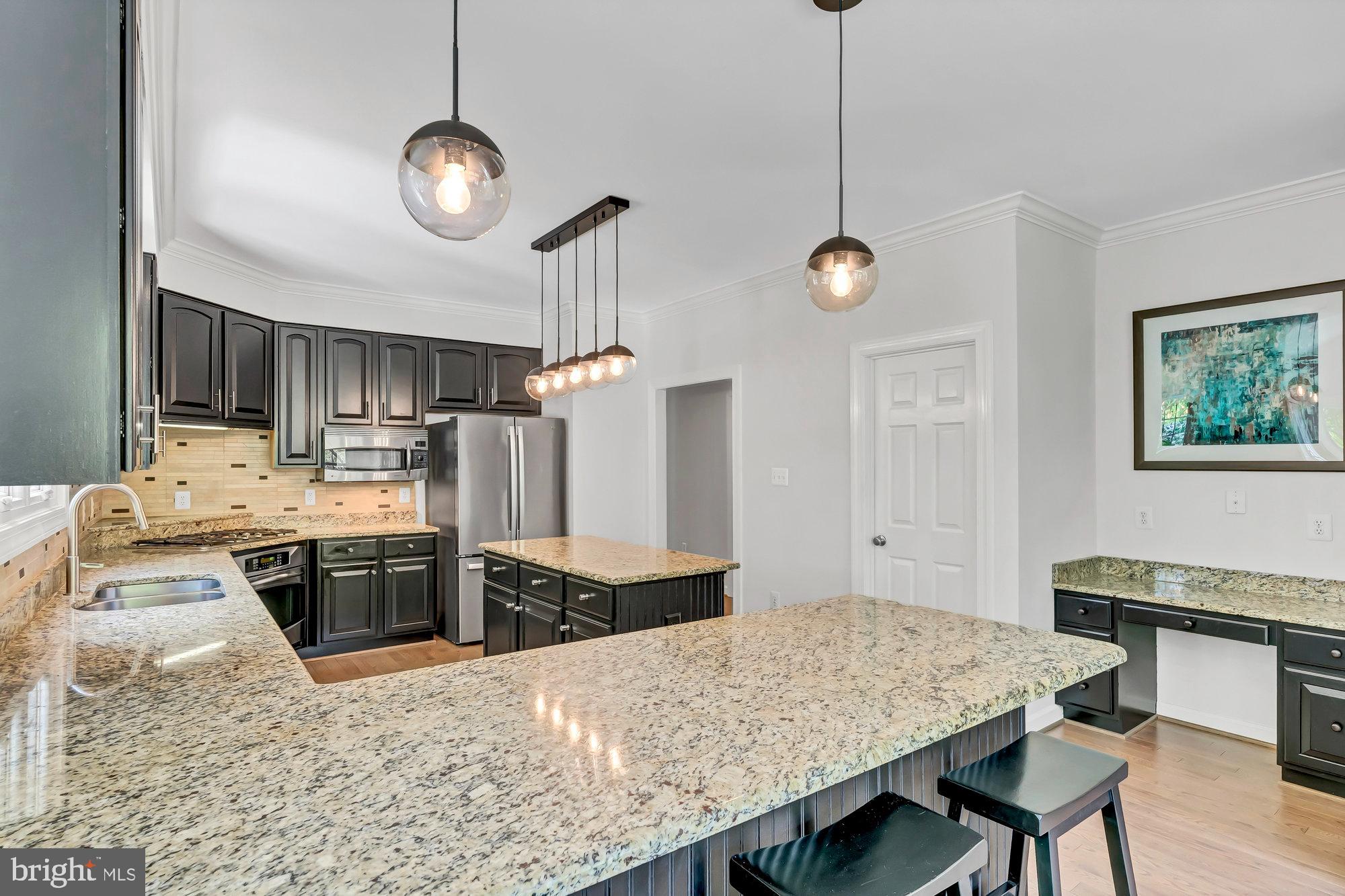 MANORS AT WOLF TRAP - Residential