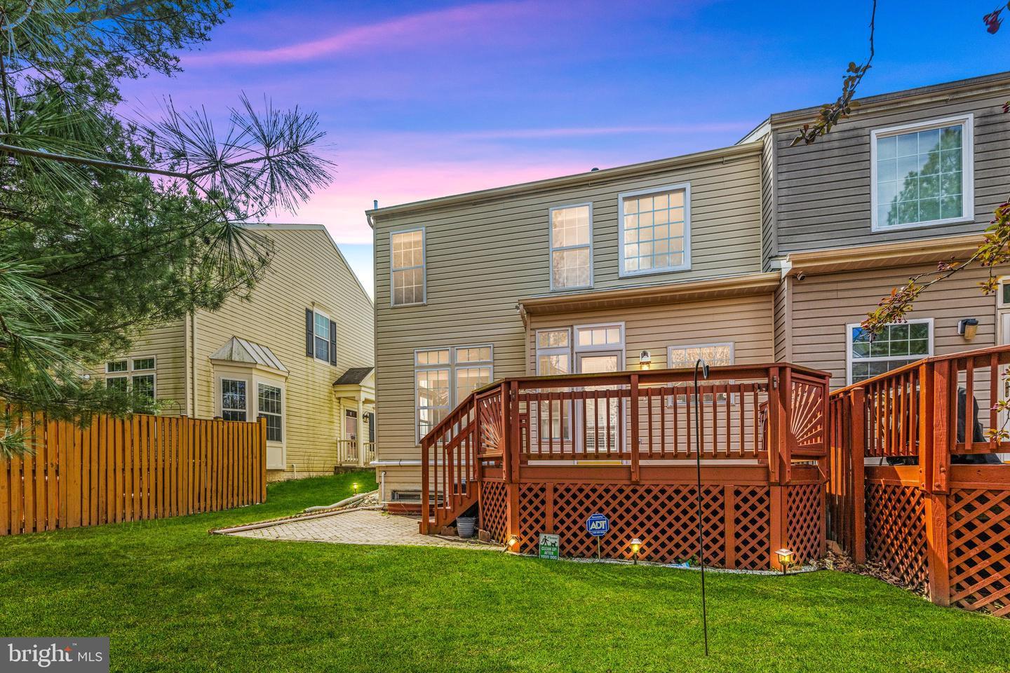 210 EISENHOWER COURT