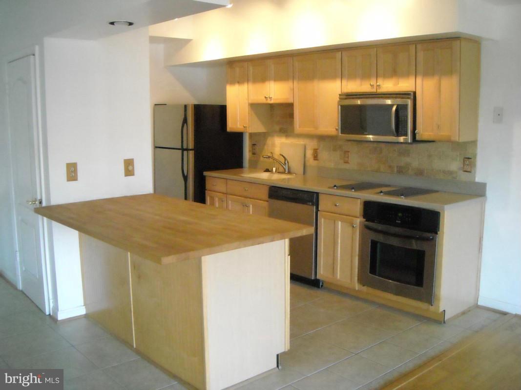 BELLA VISTA - Residential Lease