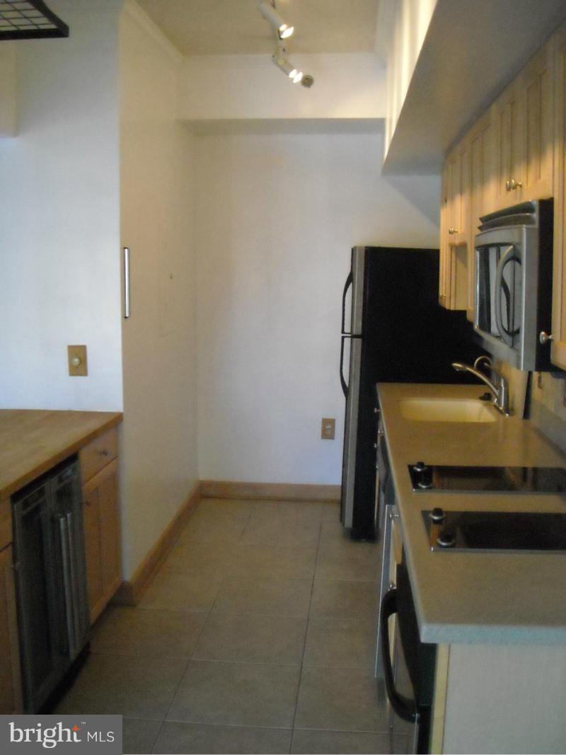 BELLA VISTA - Residential Lease
