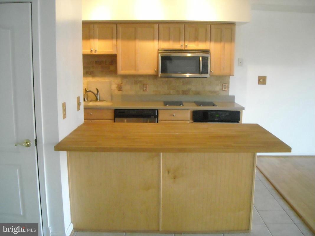 BELLA VISTA - Residential Lease