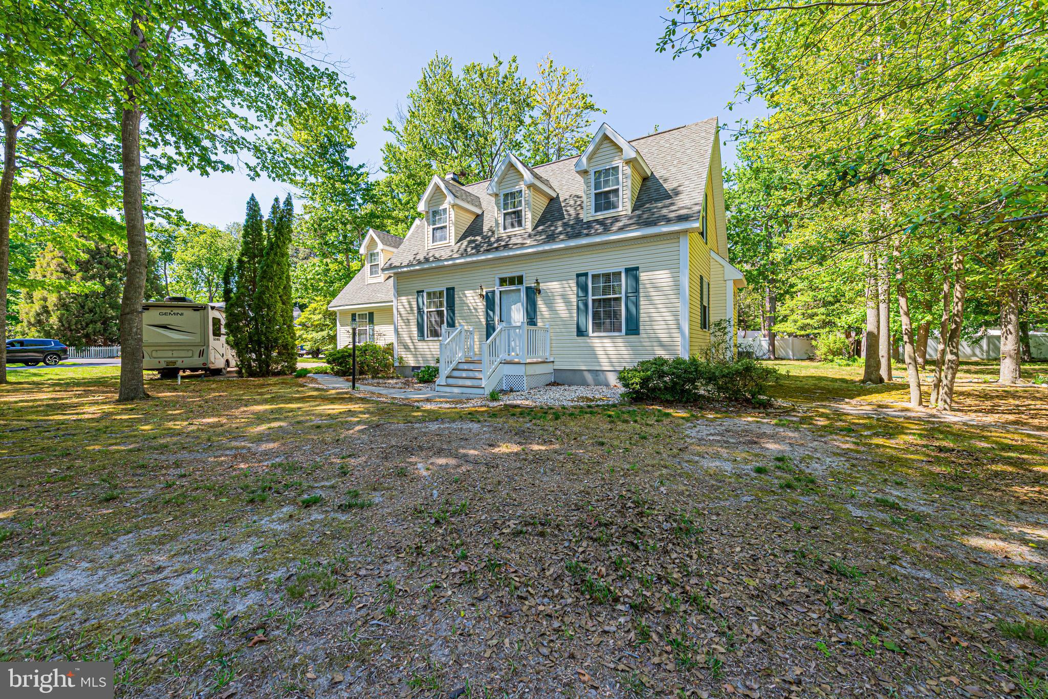 300 STEAMBOAT LANE
