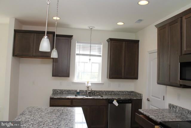 8 OSPREY COURT