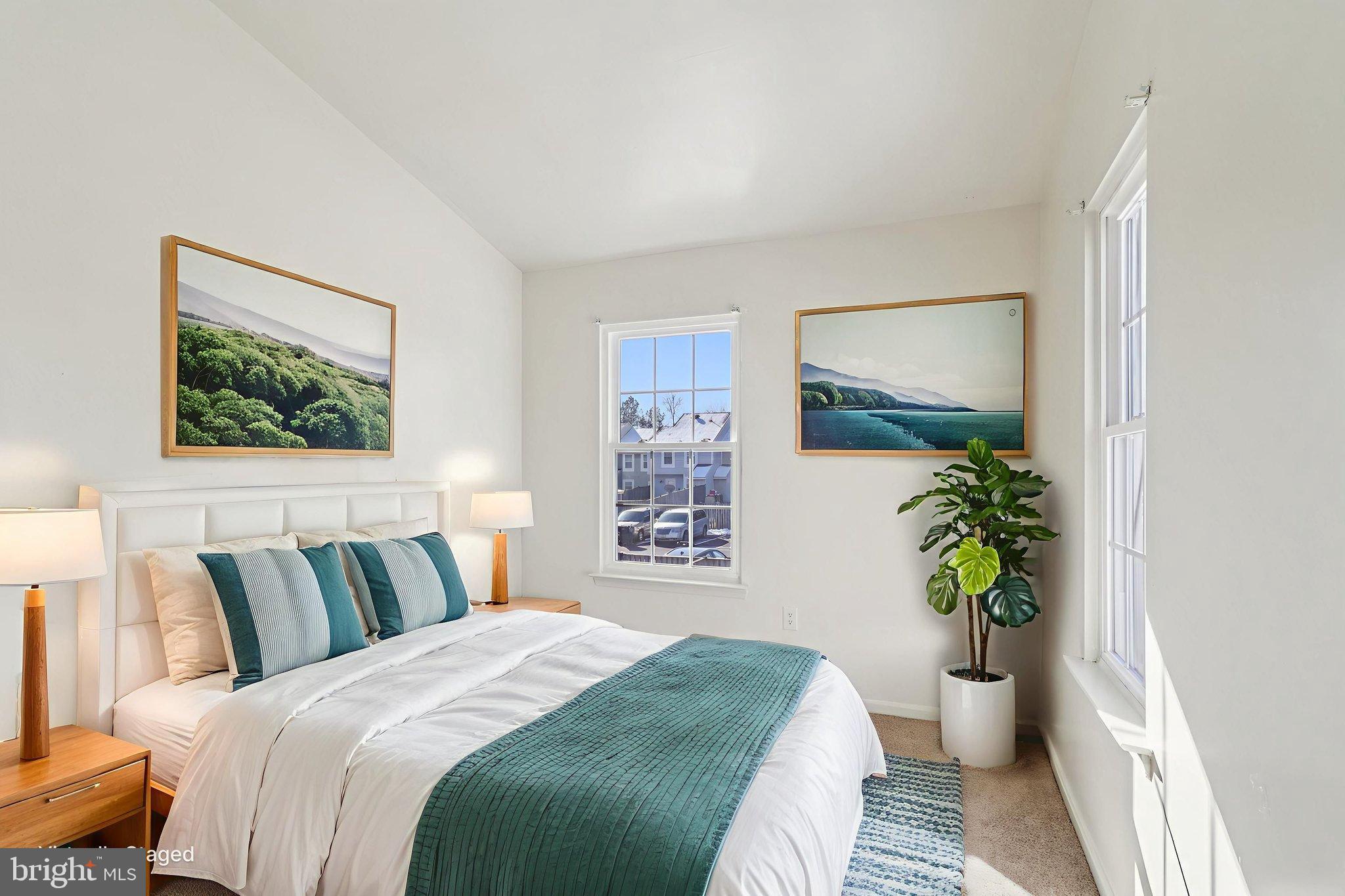 WESTLAKE VILLAGE - Residential