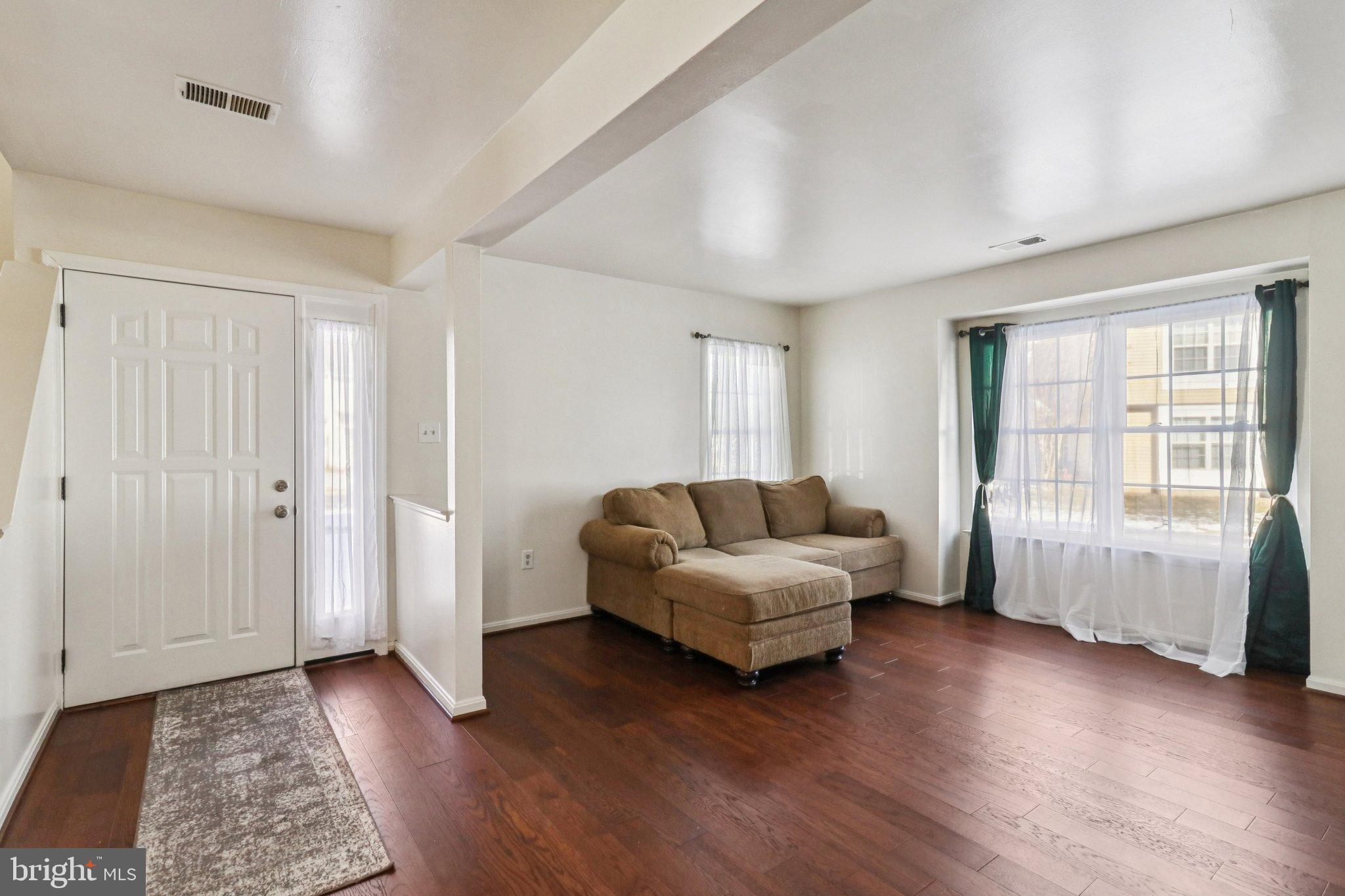 WESTLAKE VILLAGE - Residential