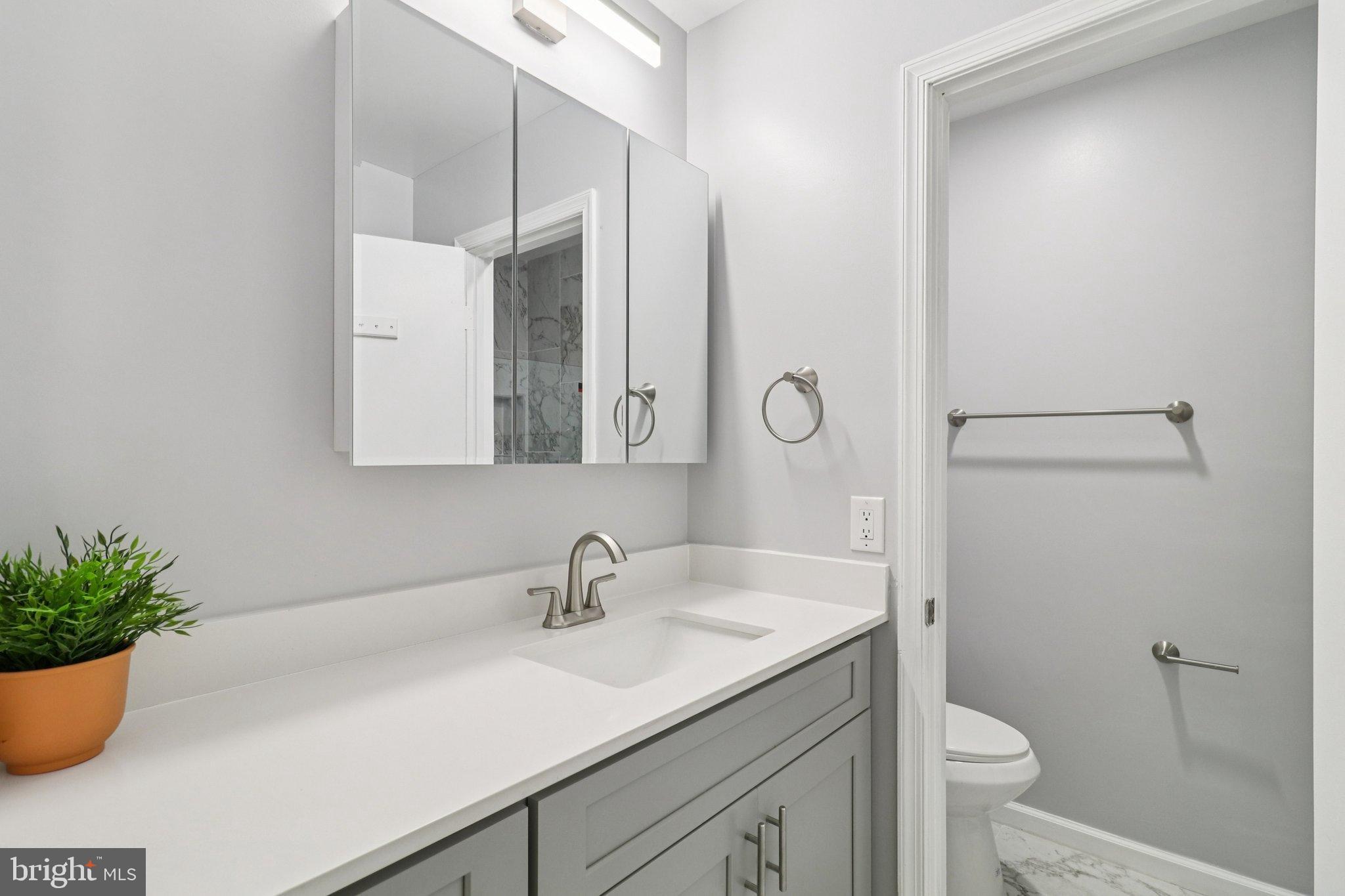 WESTLAKE VILLAGE - Residential