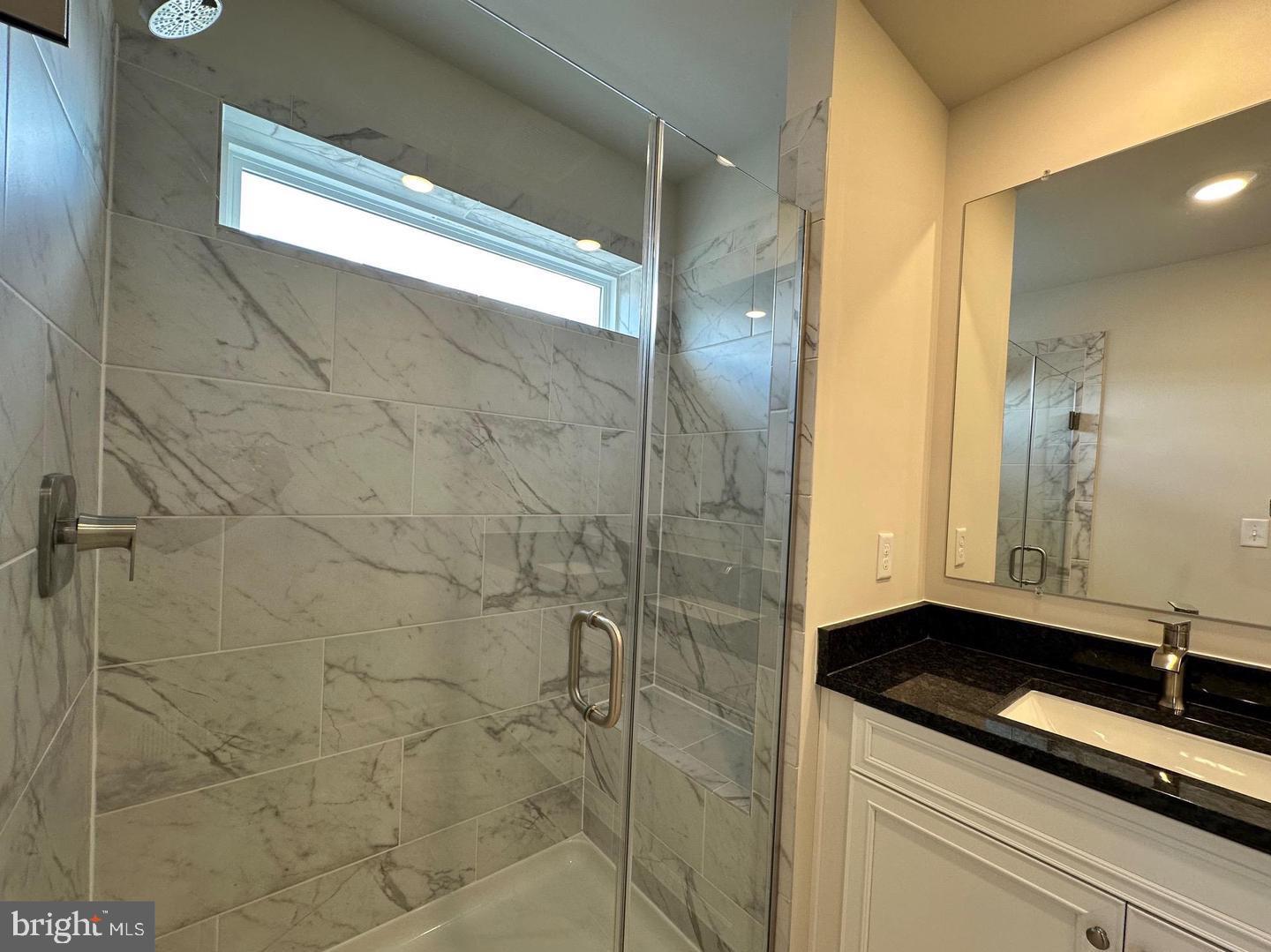 WHITE PLAINS - Residential