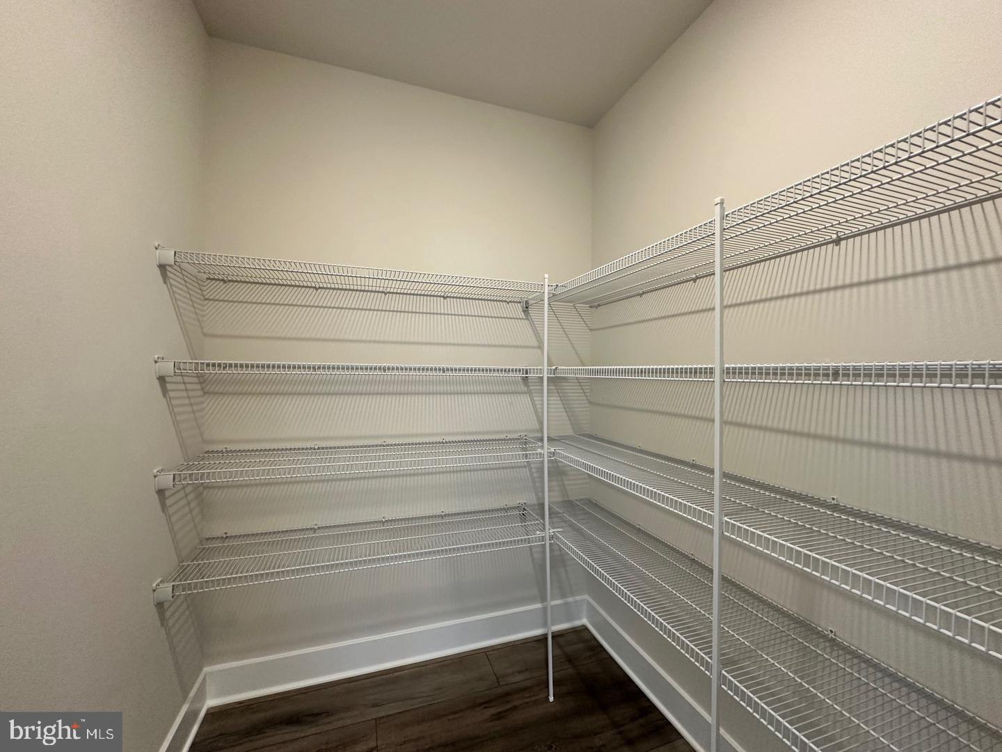 WHITE PLAINS - Residential