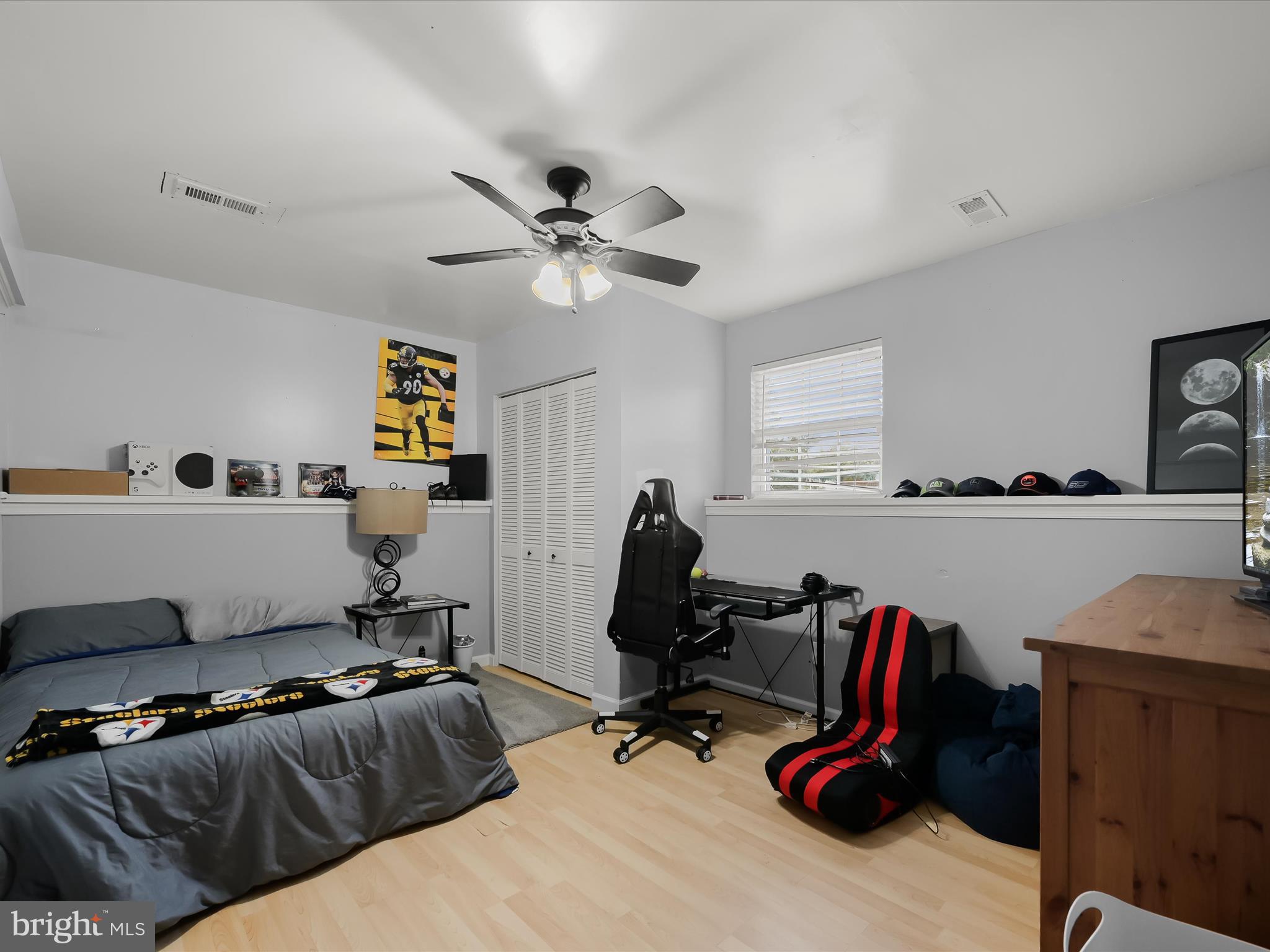 SARAHS CHOICE - Residential