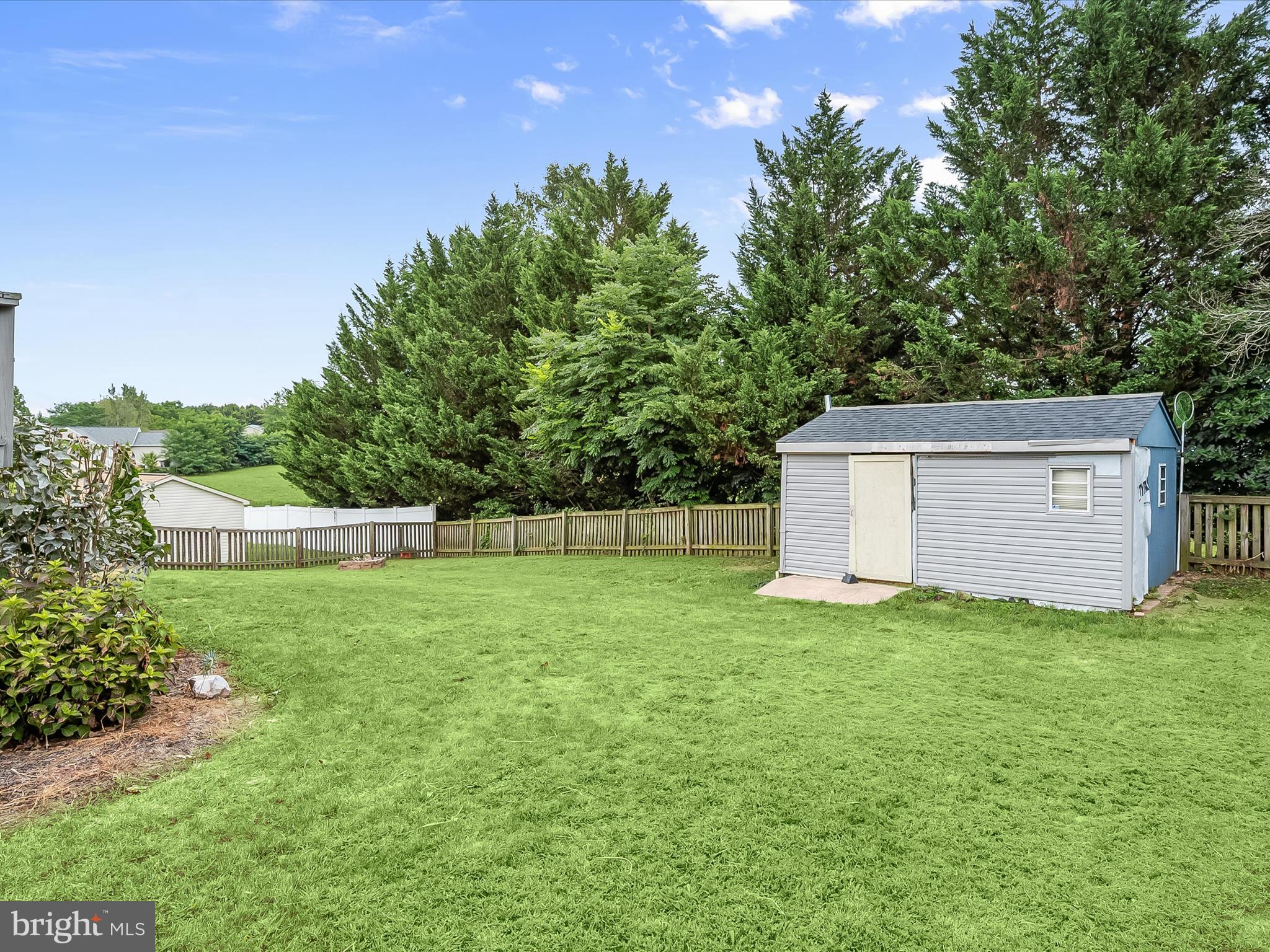 SARAHS CHOICE - Residential