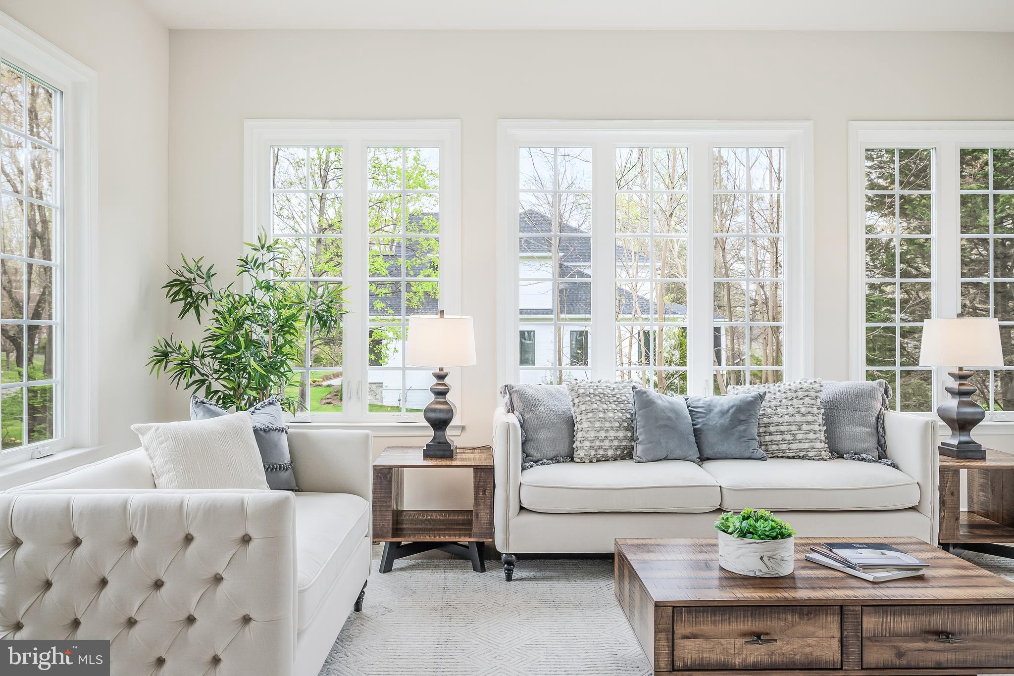 BEACON HILL - Residential