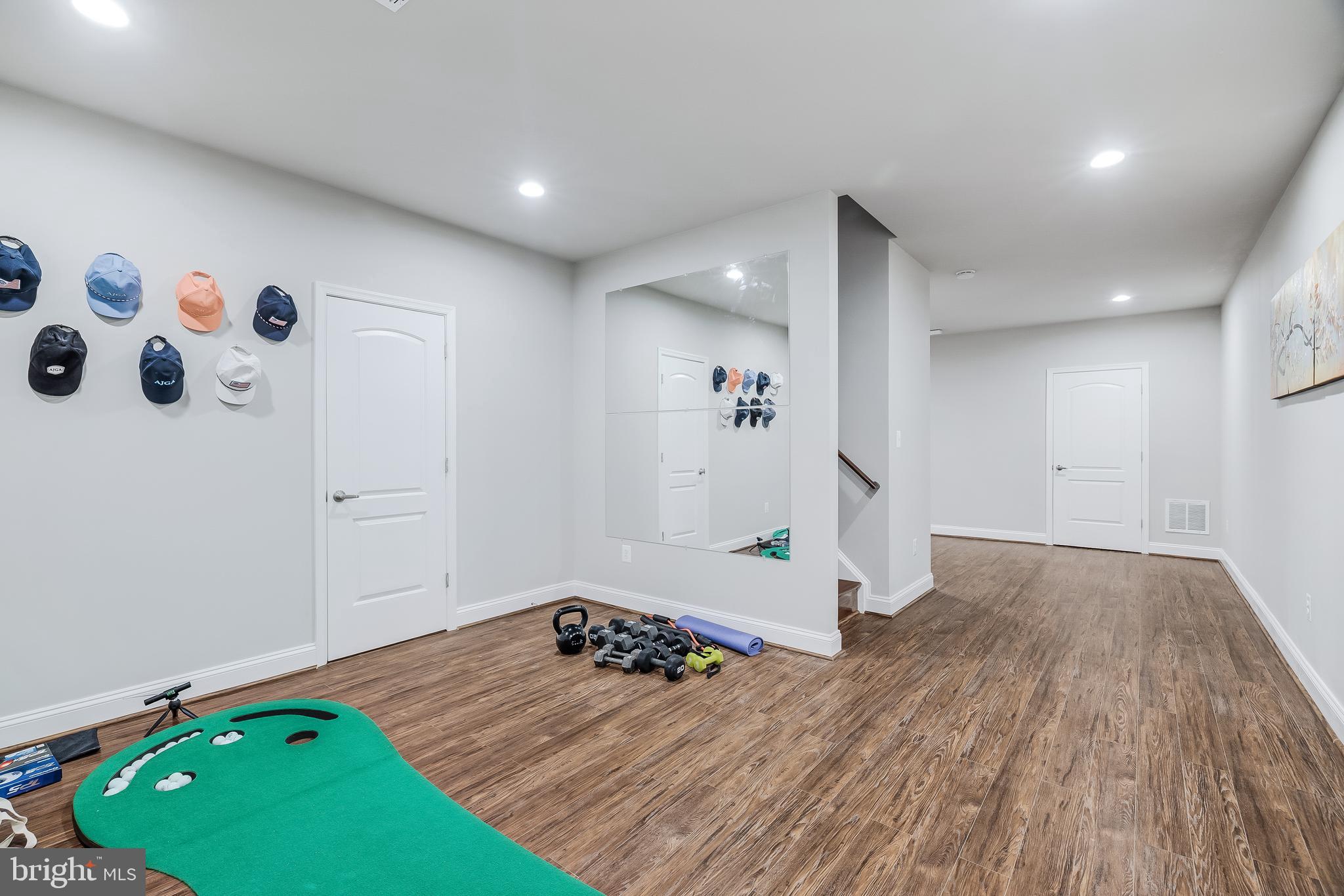 BEACON HILL - Residential