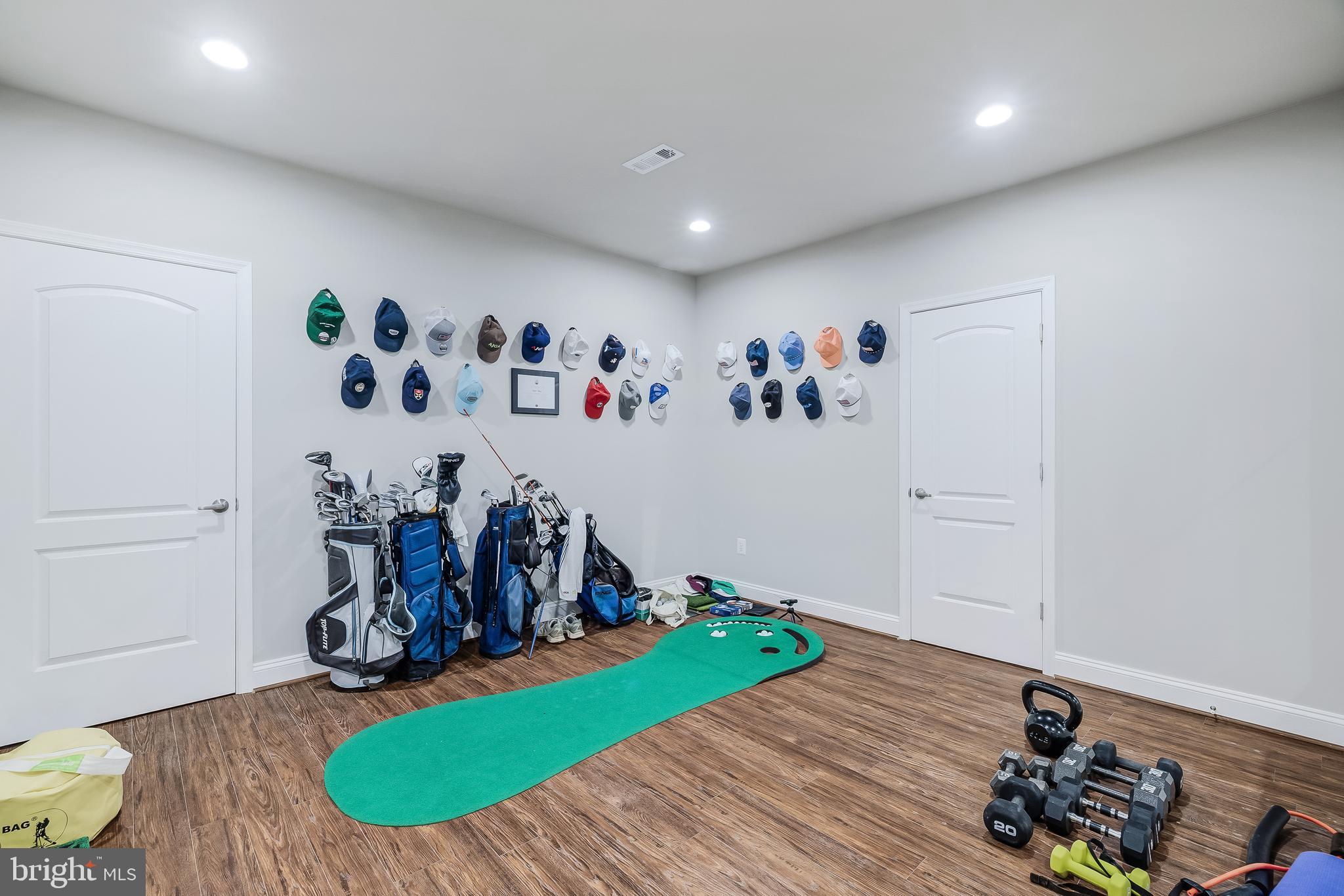 BEACON HILL - Residential