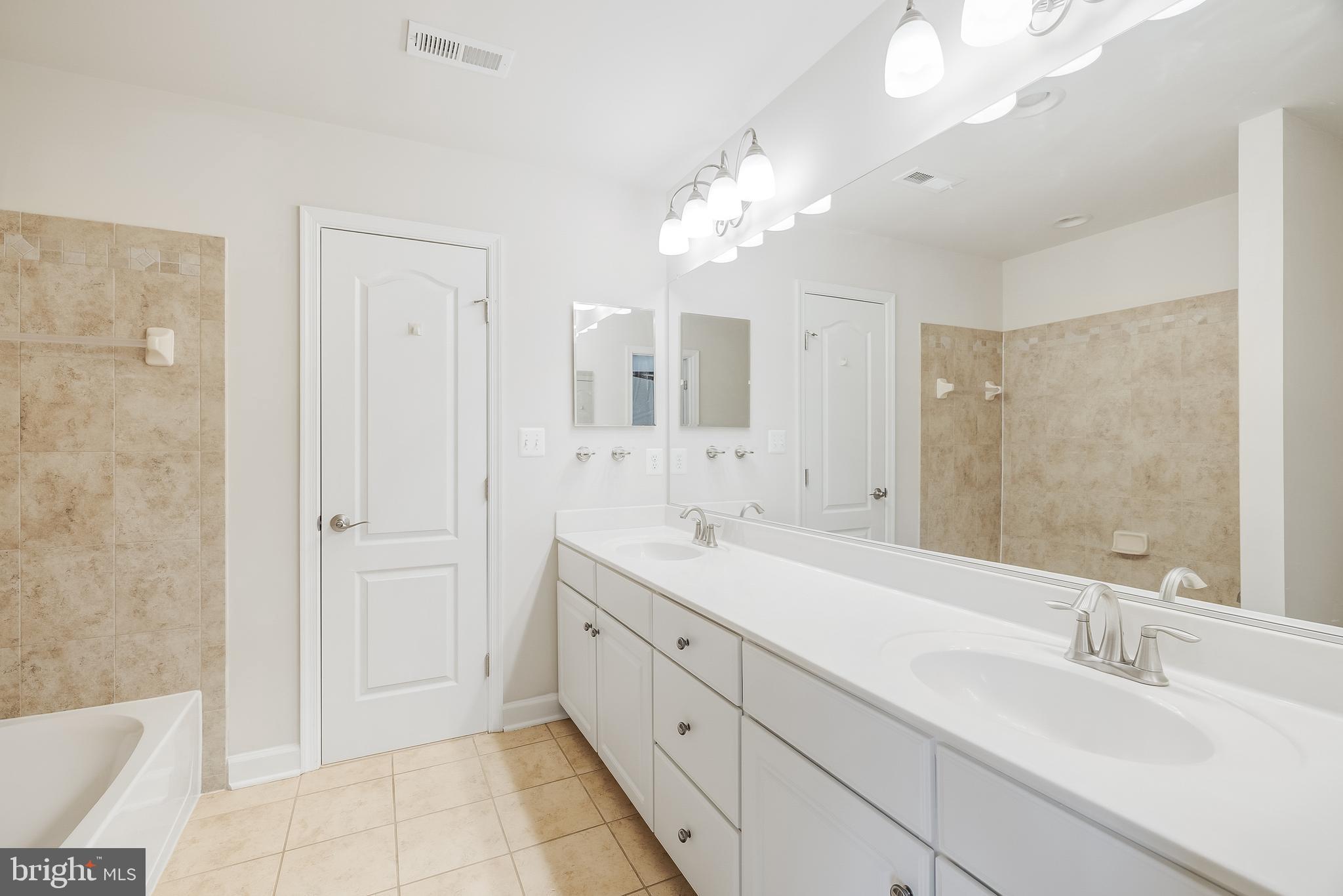 BEACON HILL - Residential