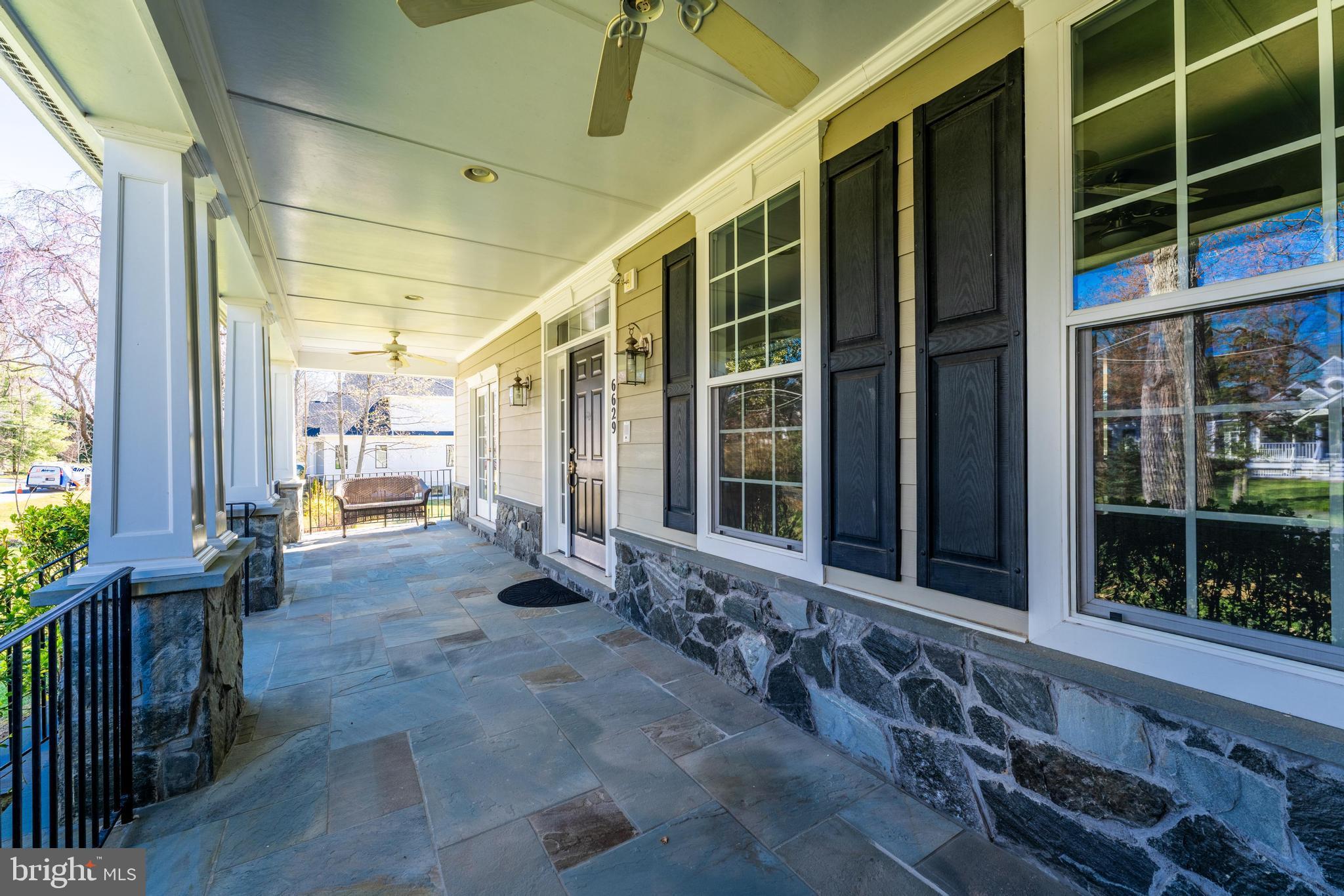 BEACON HILL - Residential