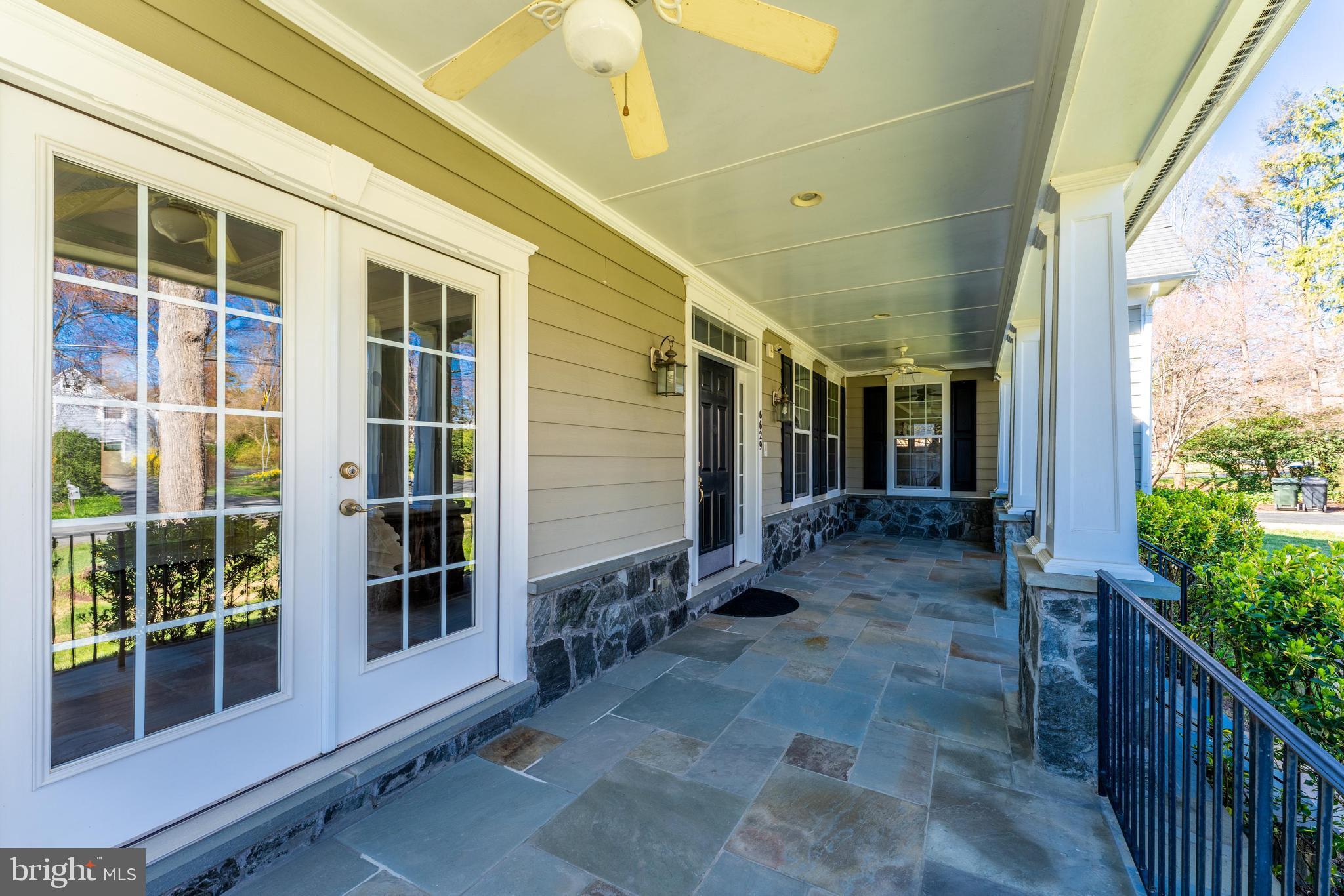 BEACON HILL - Residential