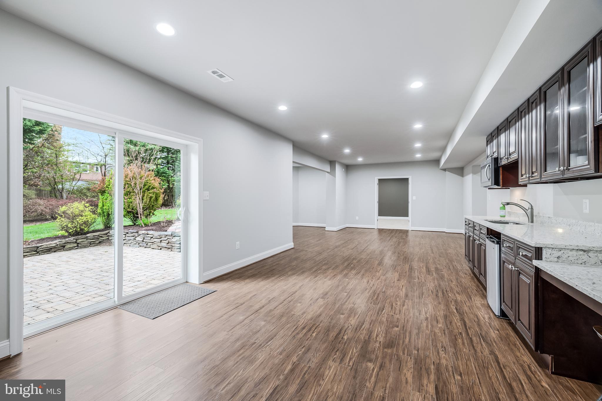 BEACON HILL - Residential