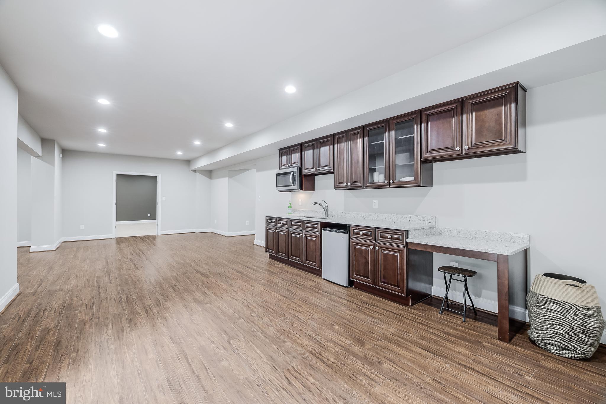 BEACON HILL - Residential