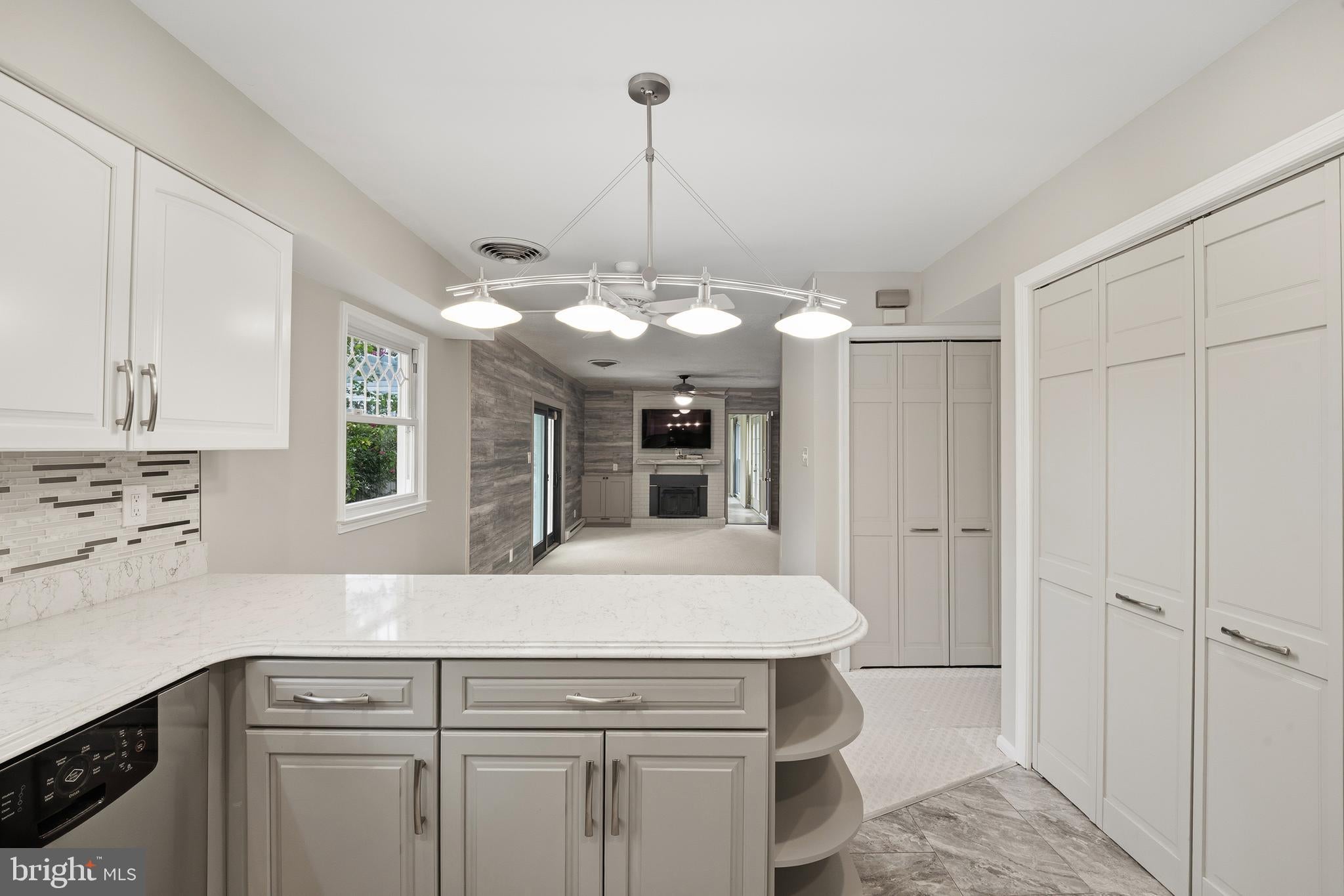 13106 PARKRIDGE CIRCLE