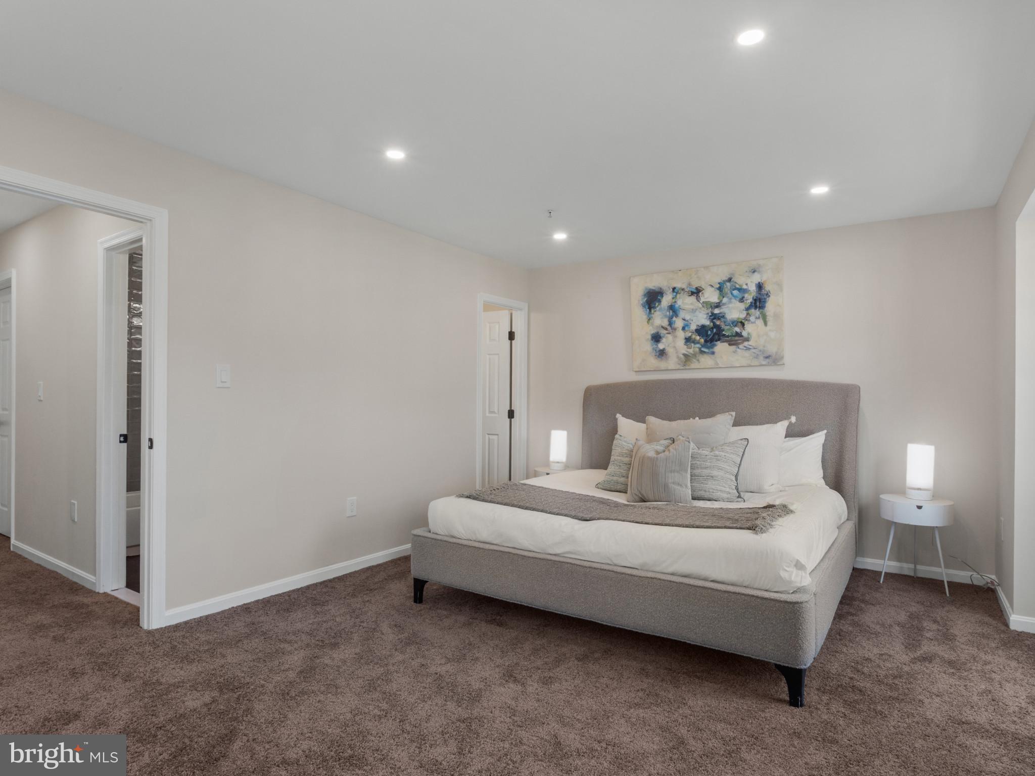 WILKINSON PLAZA - Residential