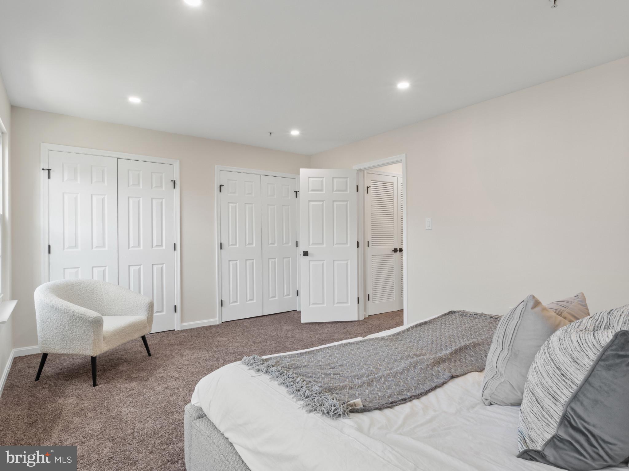 WILKINSON PLAZA - Residential