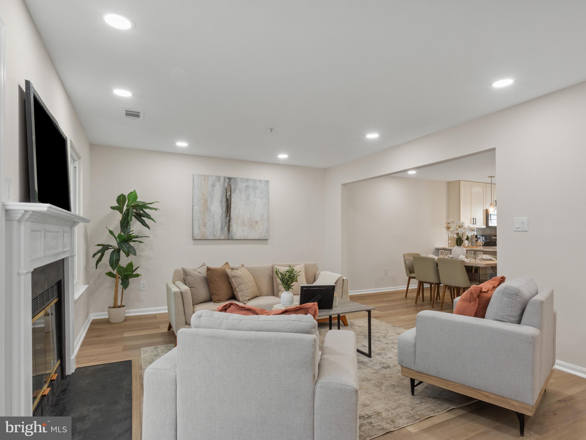 WILKINSON PLAZA - Residential