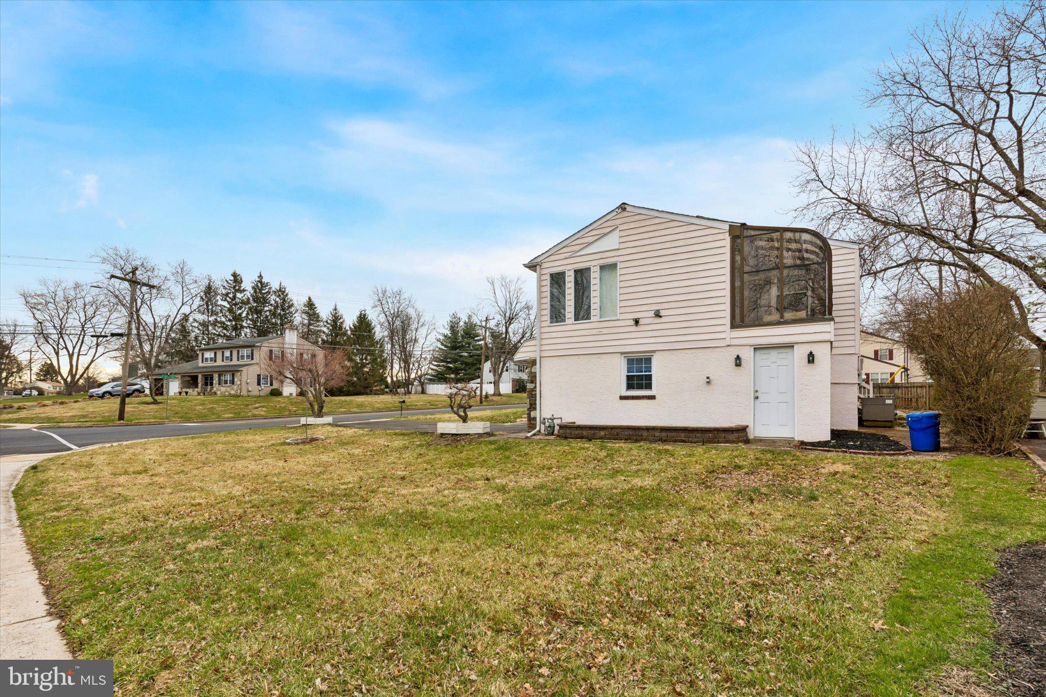 COLONIAL VIL - Residential