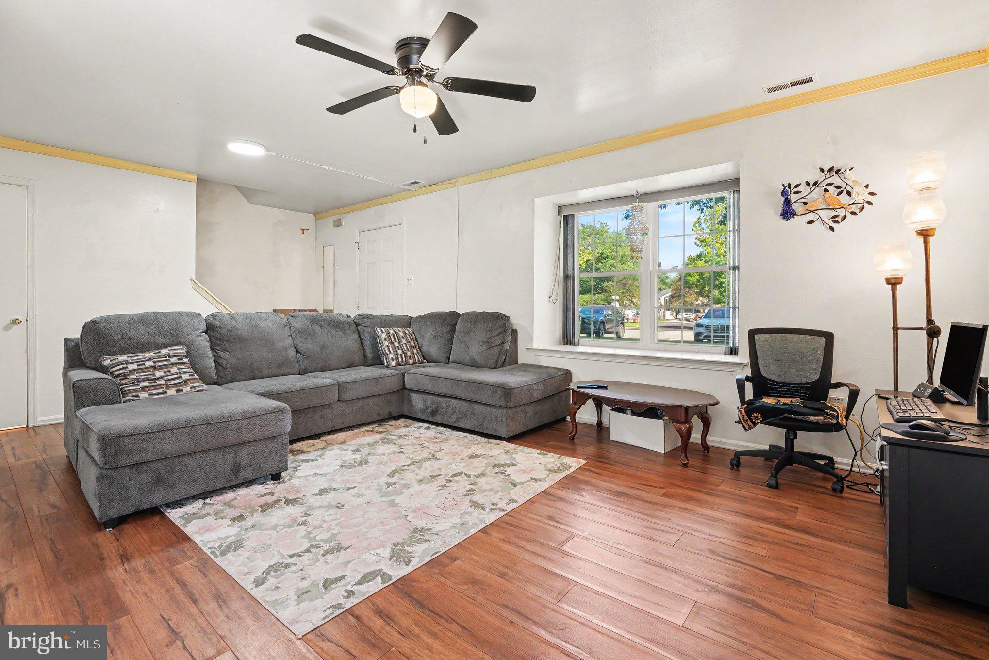 36 HUNT DRIVE
