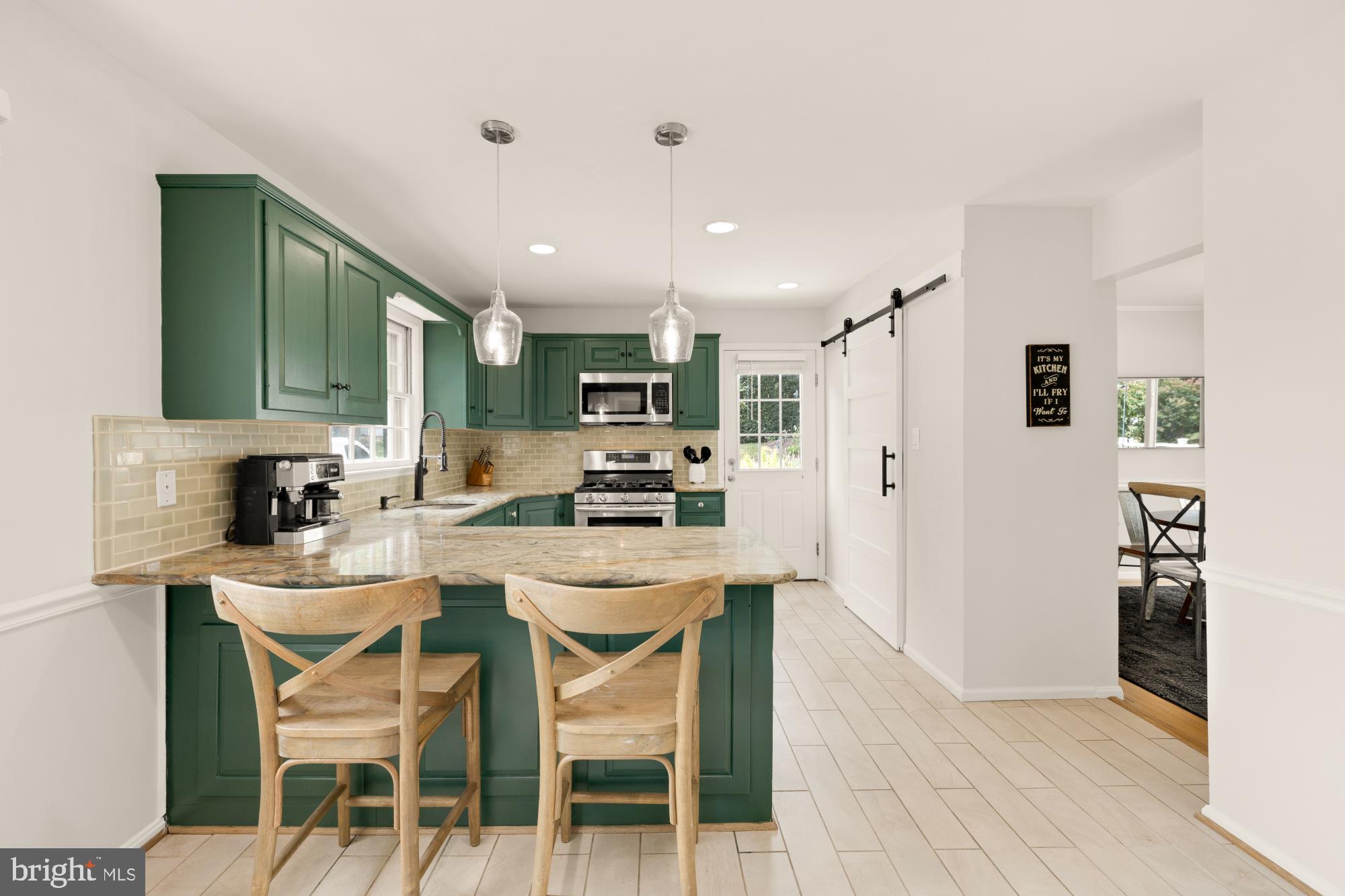 STONEYBROOKE - Residential