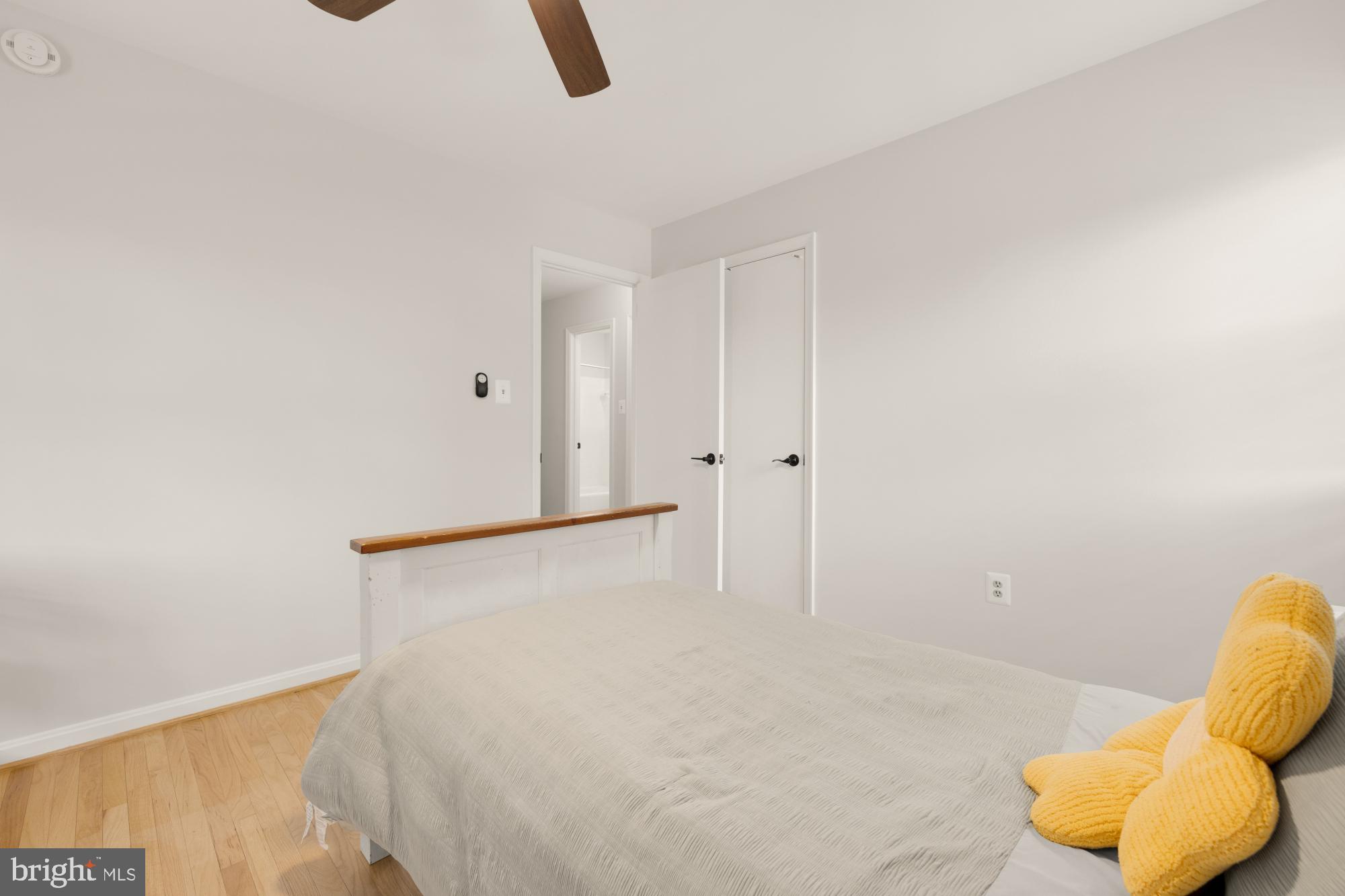 STONEYBROOKE - Residential