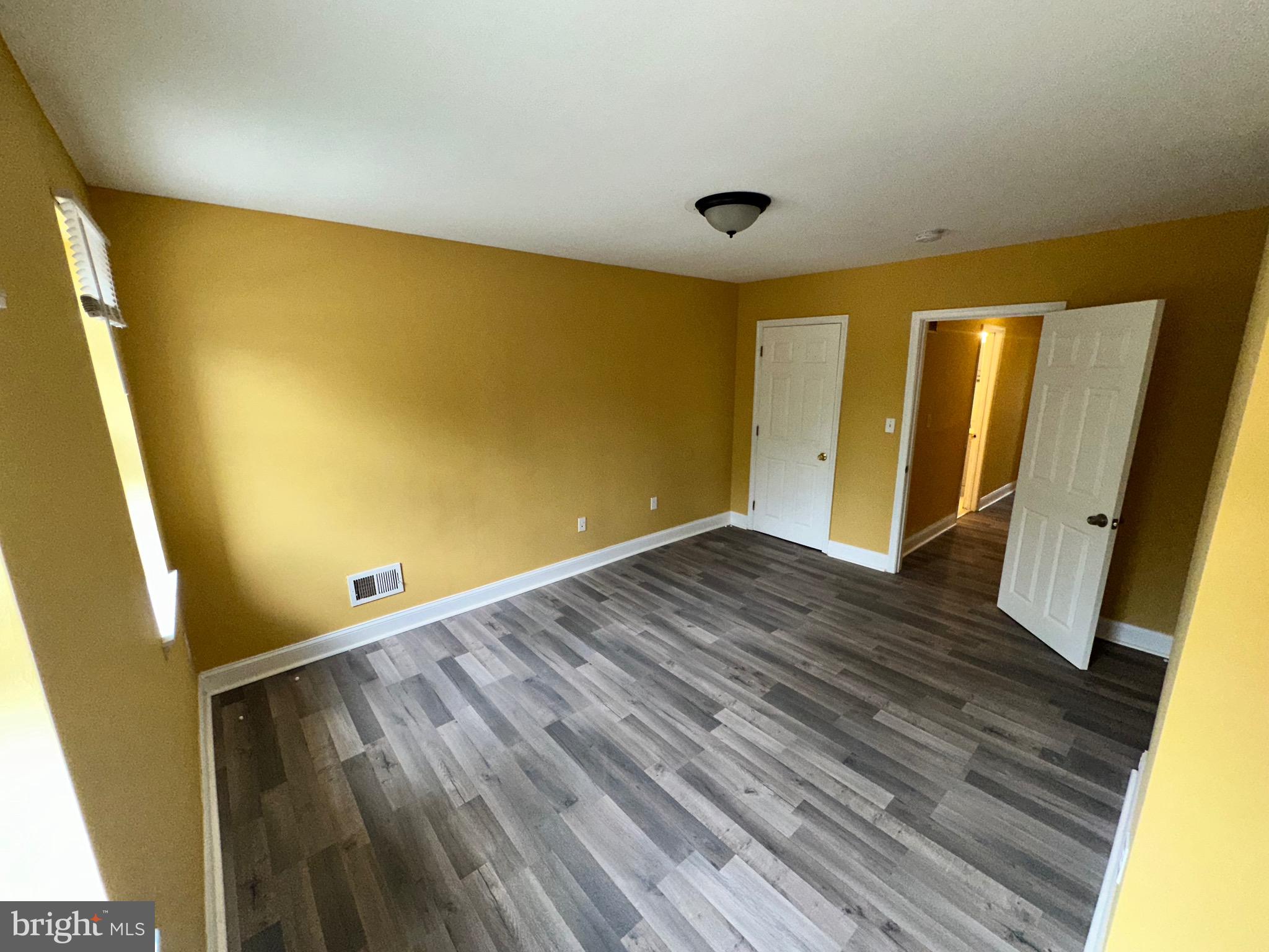 HARWOOD - Residential
