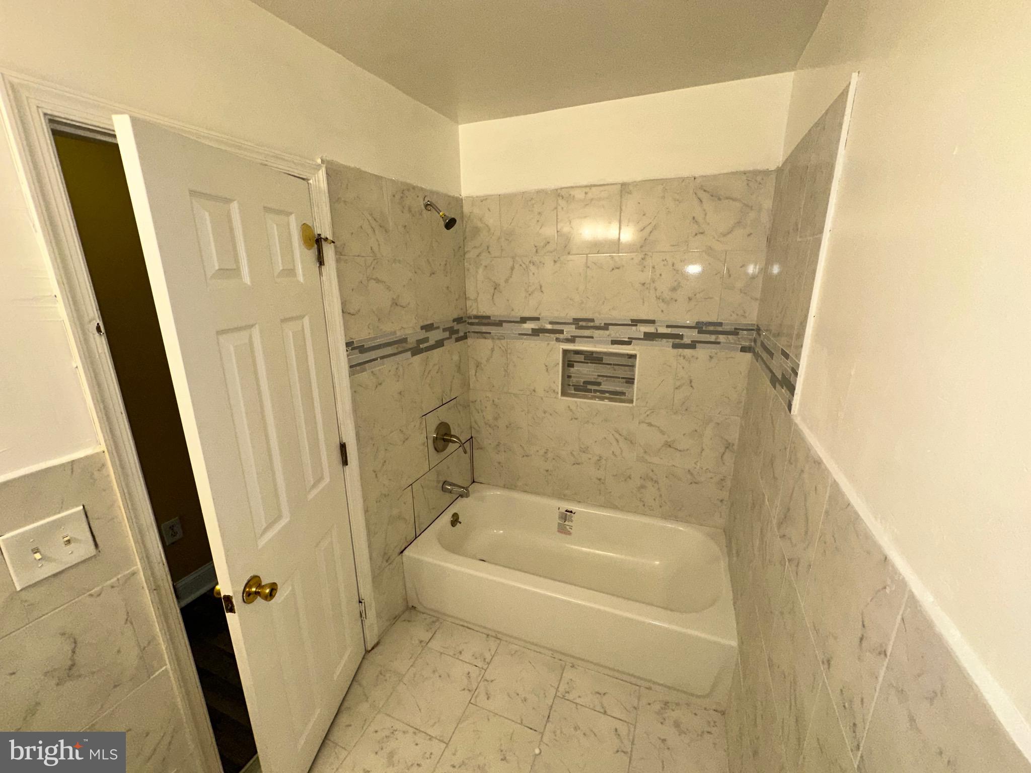 HARWOOD - Residential