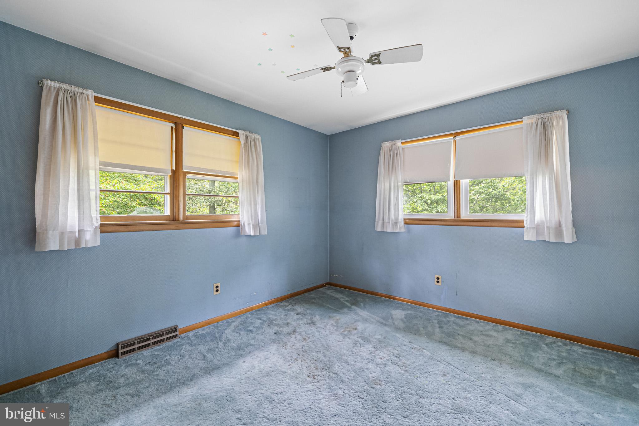 LAUREL ACRES SUB - Residential