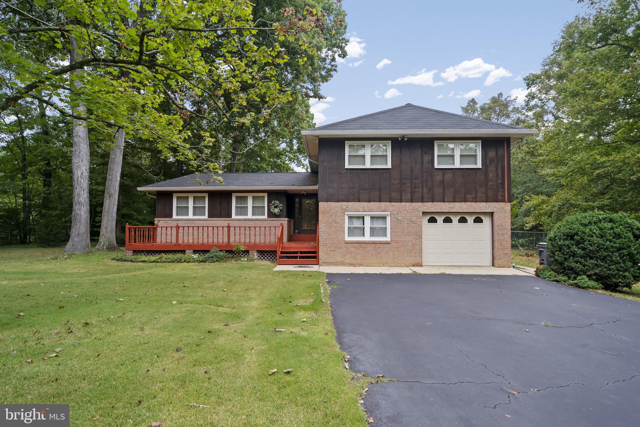 LAUREL ACRES SUB - Residential