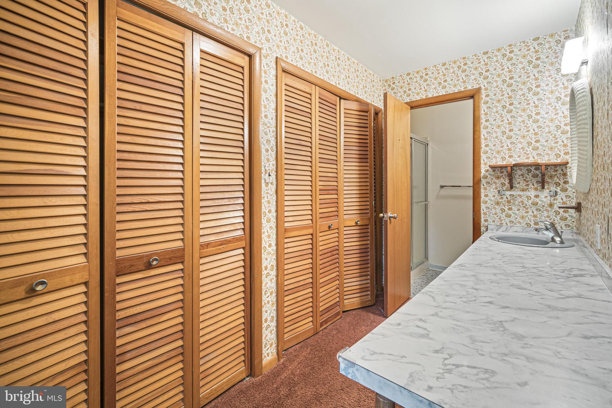 LAUREL ACRES SUB - Residential